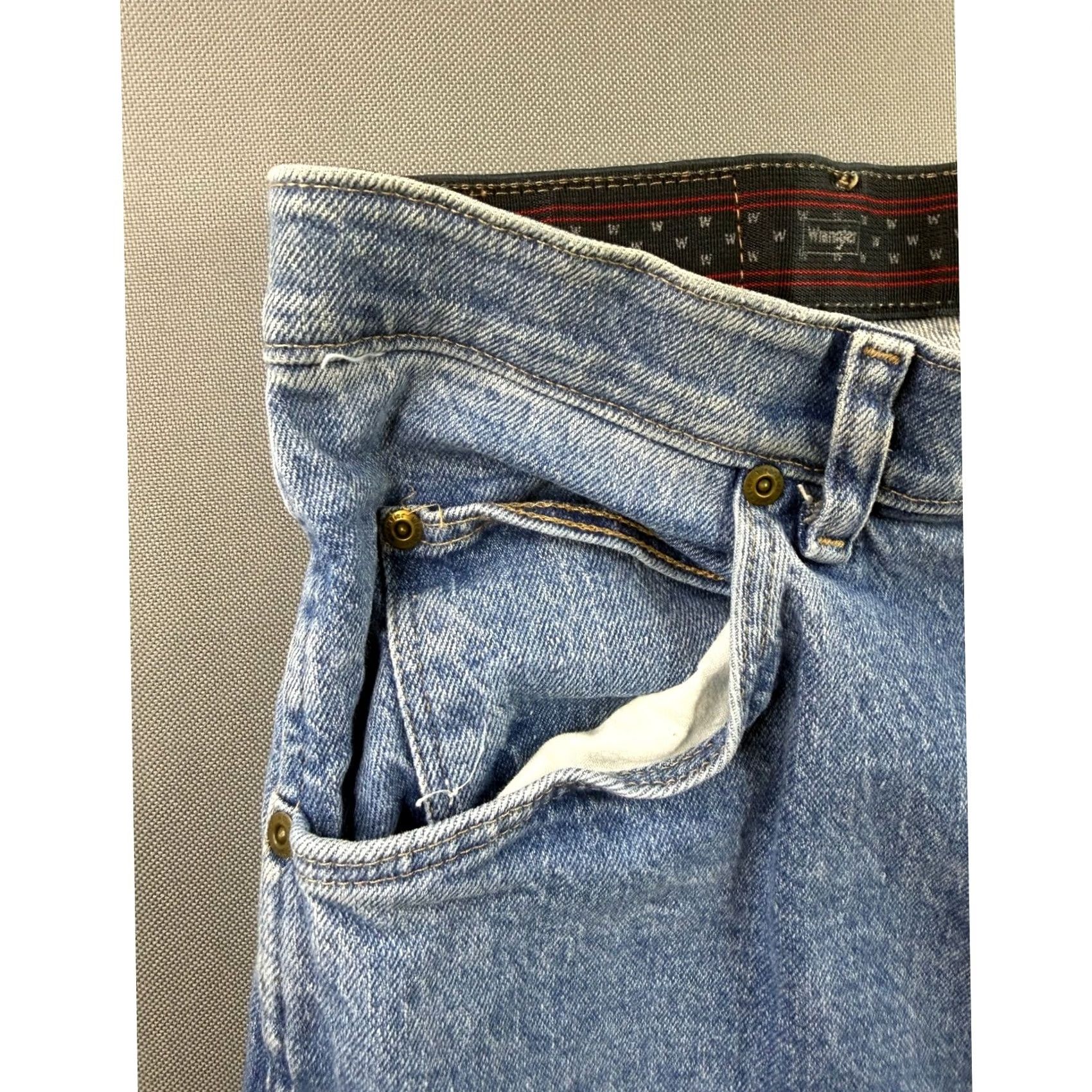 Wrangler Wrangler Jeans Regular Mens Blue Medium Wash Straight 38x32 Regular Fit 5-Pocket Denim Zip Button Logo Leather Patch Size US 38 / EU 54 - 7 Thumbnail
