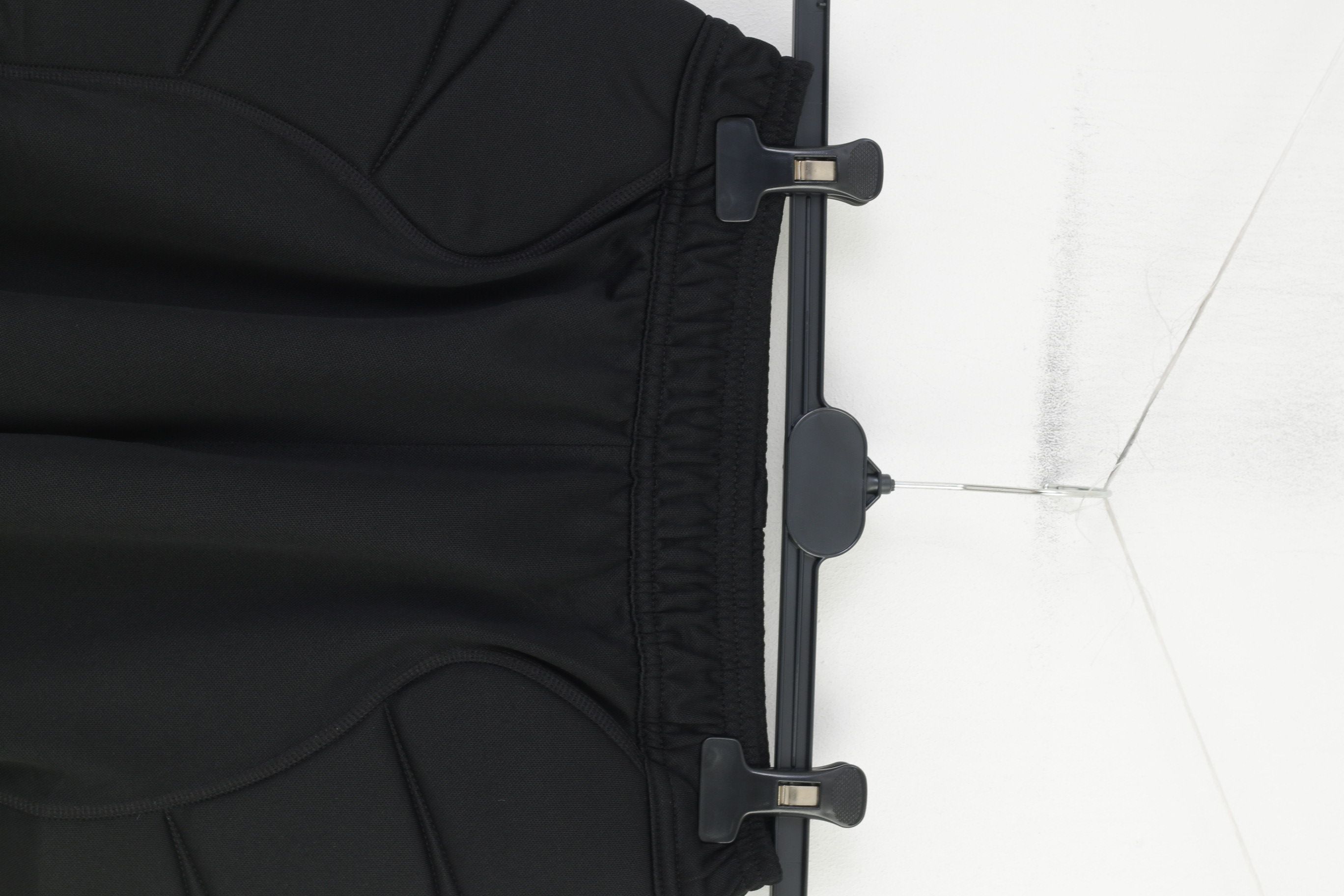 Adidas Adidas Men S Shorts Black Sportswear Training 10710 Size US 28 / EU 44 - 2 Thumbnail
