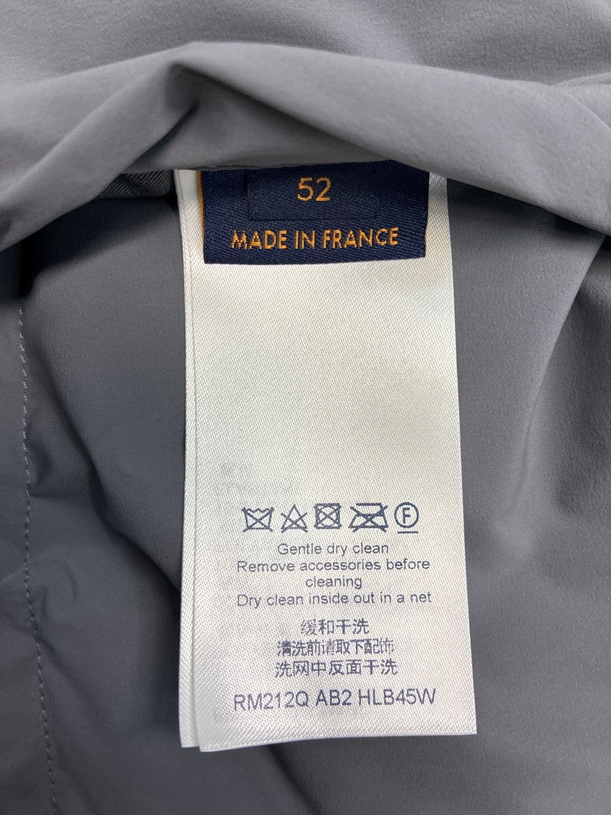 Louis Vuitton Louis Vuitton Reversible Monogram Down Blouson Jacket 'Grey' Size US L / EU 52-54 / 3 - 13 Thumbnail