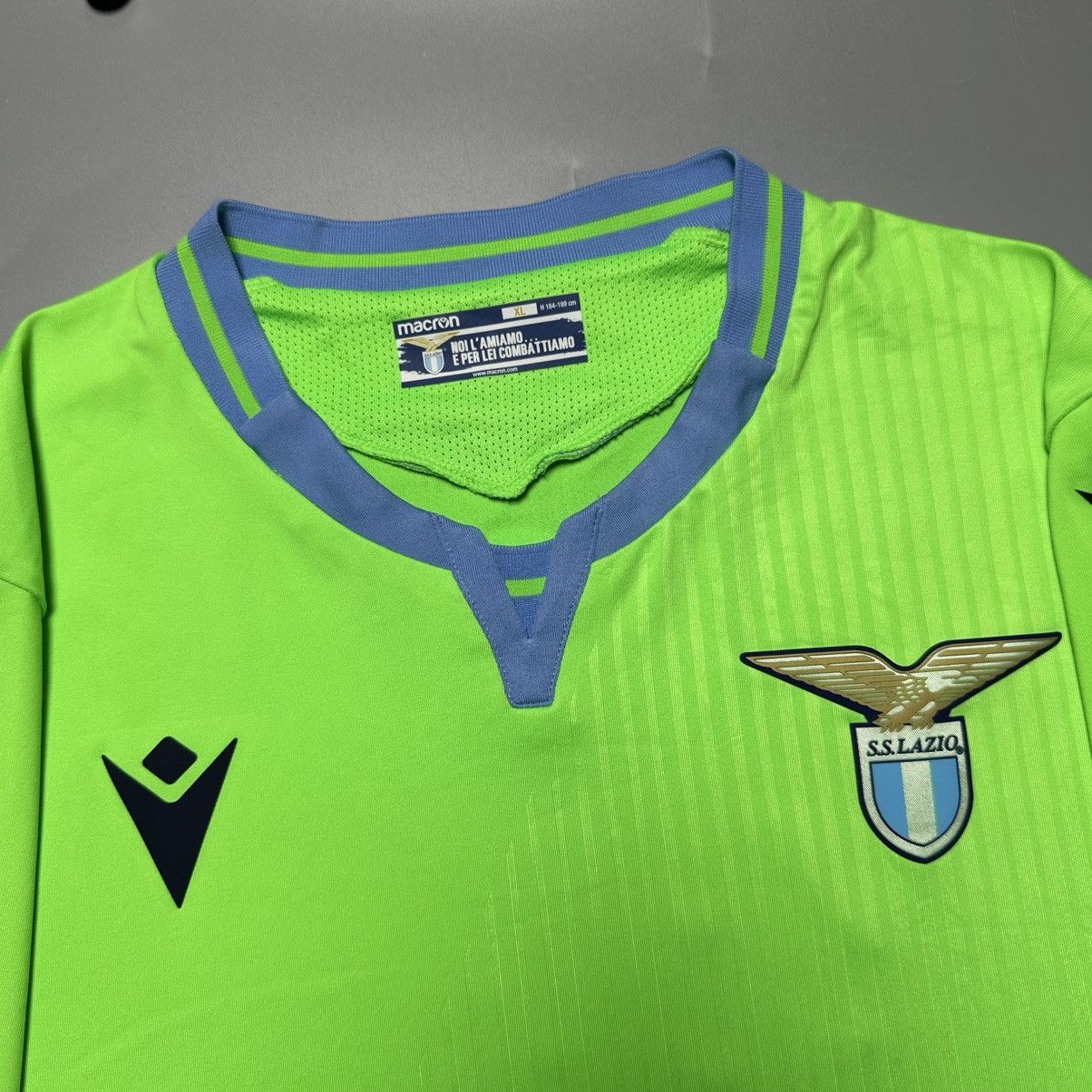 Macron LAZIO MACRON 2020/2021 FOOTBALL AWAY JERSEY #17 IMMOBILE Size US XL / EU 56 / 4 - 7 Thumbnail