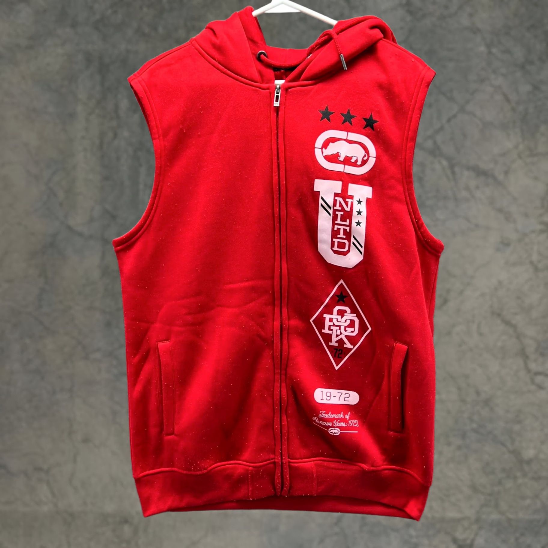 Vintage VINTAGE Ecko Untld Hoodie Mens M Red Full Zip Sleeveless Fleece Y2K Jacket Sweat Size US M / EU 48-50 / 2 - 1 Thumbnail
