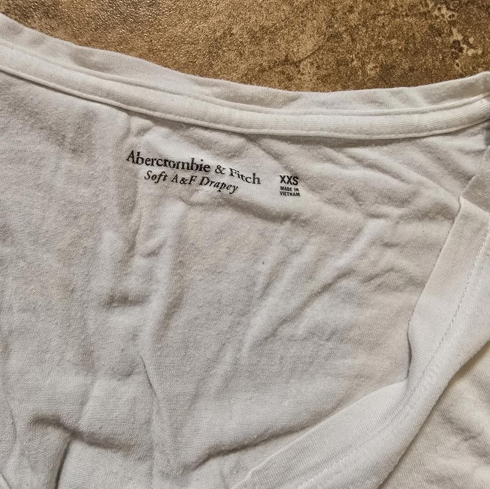 Abercrombie & Fitch White Classic A&F Vneck Short Sleeve Size XXS / US 00 / IT 34 - 3 Thumbnail