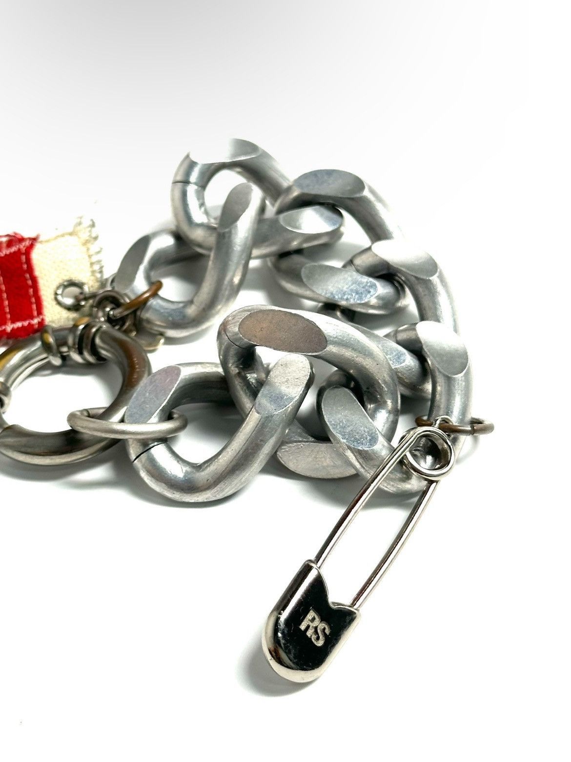 Raf Simons Raf Simons huge lock pin bracelet Size ONE SIZE - 4 Thumbnail
