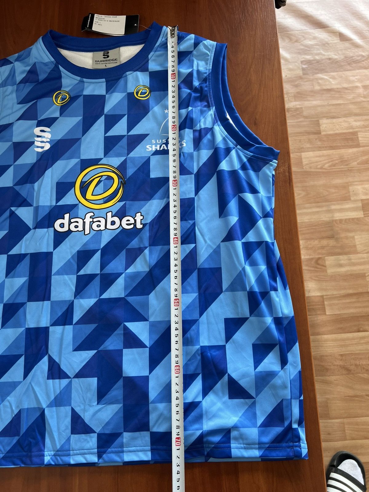 Other NWT 2022/23 SUSSEX SHARKS CRICKET DESEGN JERSEY WEST SIZE L Size US L / EU 52-54 / 3 - 13 Thumbnail