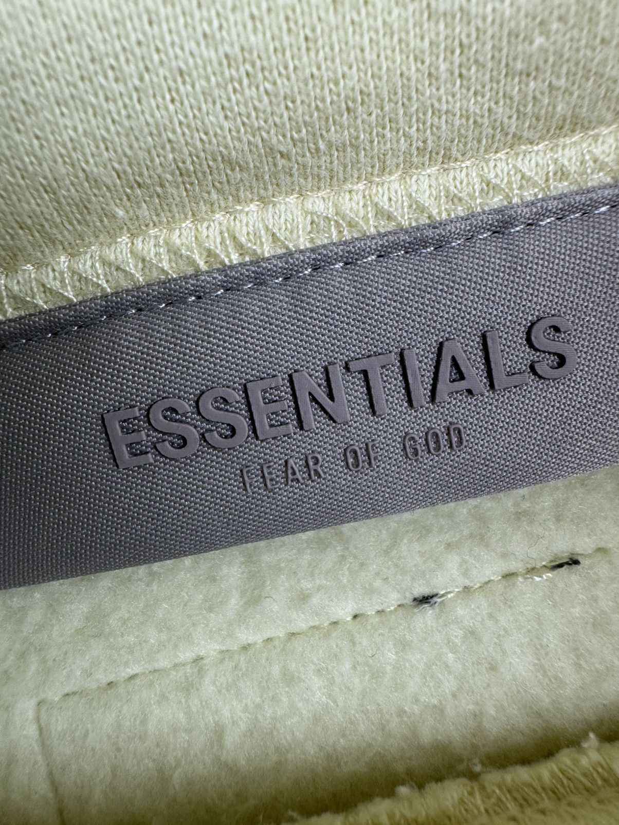 Designer × Fear of God Fear of God essentials mock neck boxy baggy sweatshirt Size US M / EU 48-50 / 2 - 11 Thumbnail