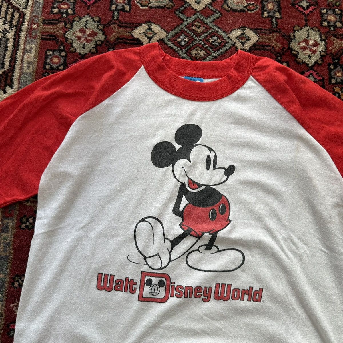 Disney Vintage 80s Mickey Mouse Walt Disney World Raglan Tee Size US M / EU 48-50 / 2 - 4 Thumbnail