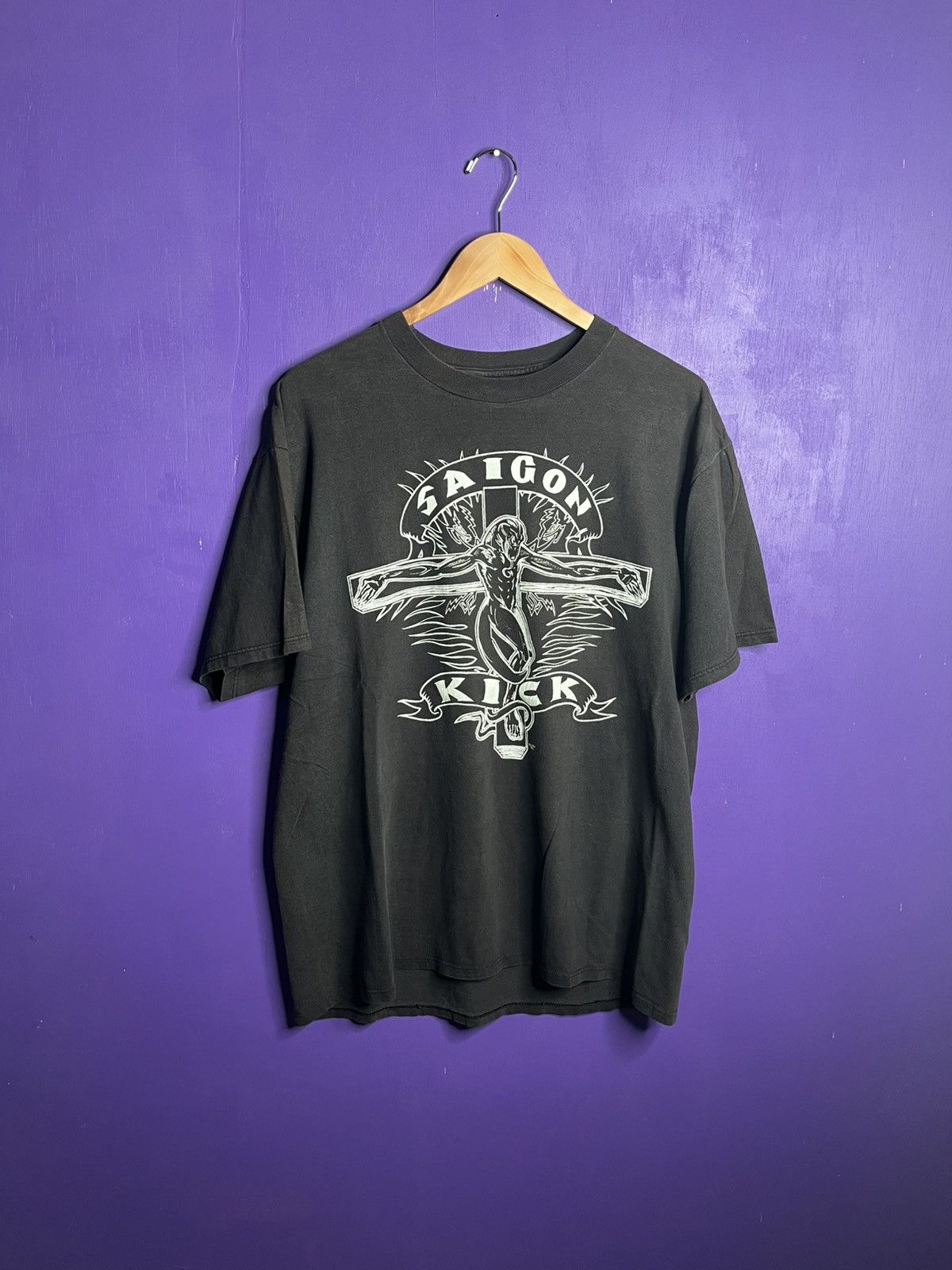 Vintage Vintage 90s Saigon kick snake logo t-shirt Size US XL / EU 56 / 4 - 1 Thumbnail