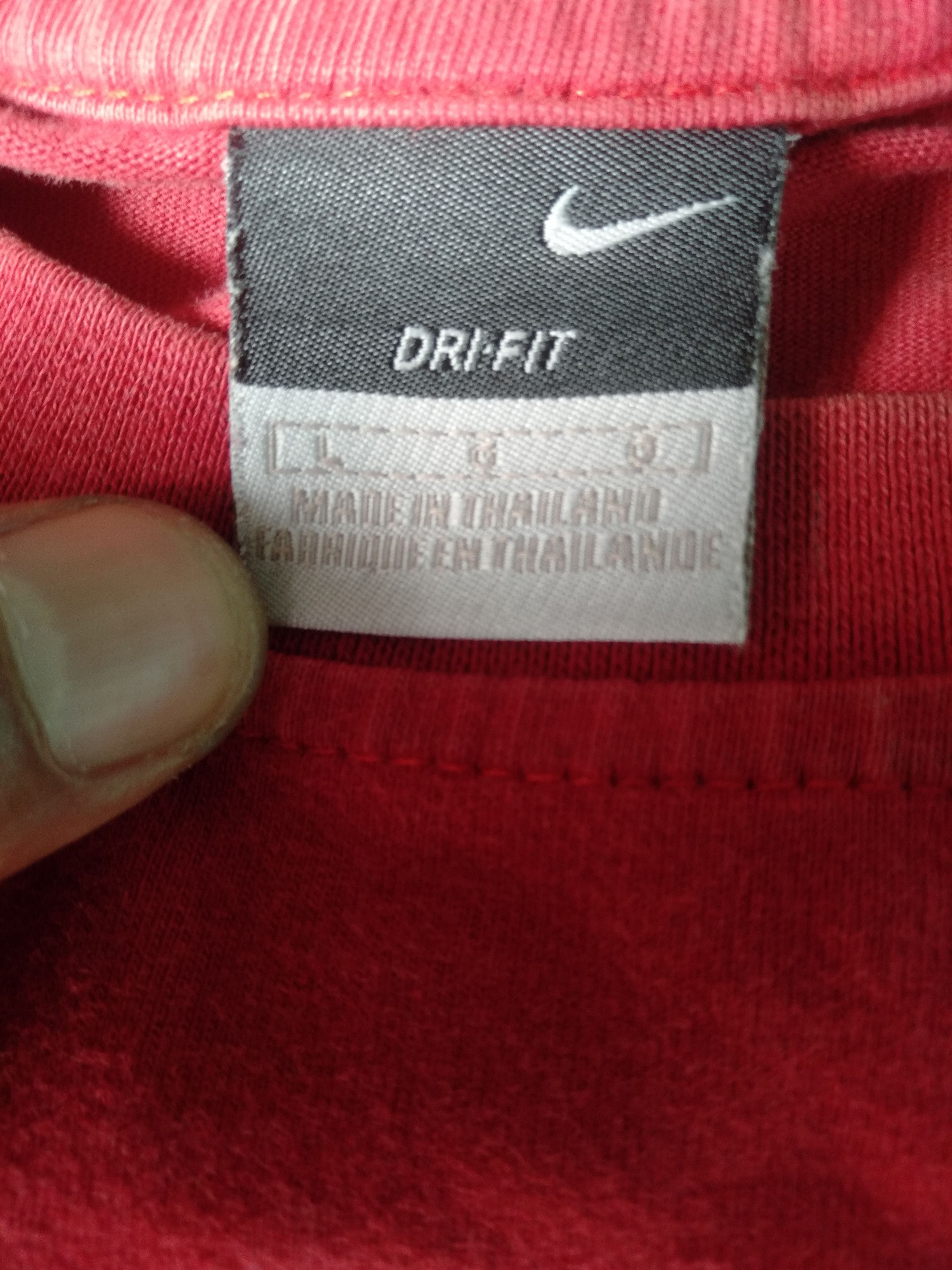 Nike Vintage Nike Team Tiempo Swoosh Tee Jersey Y2K Size US L / EU 52-54 / 3 - 7 Thumbnail
