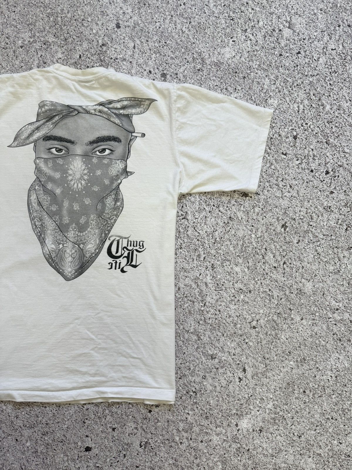 Band Tees × Rap Tees × Vintage Vintage 90’s Thug Life Rap Tough Face Tupac Bandana T-Shirt Size US XL / EU 56 / 4 - 8 Thumbnail