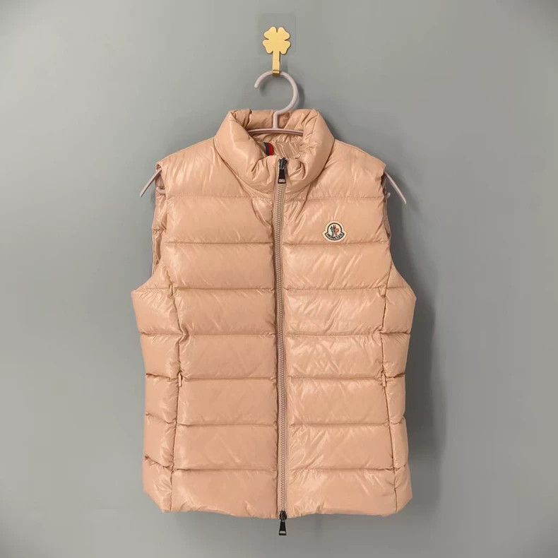 Moncler MONCLER Beige Puffer Vest-yf Size US M / EU 48-50 / 2 - 1 Thumbnail