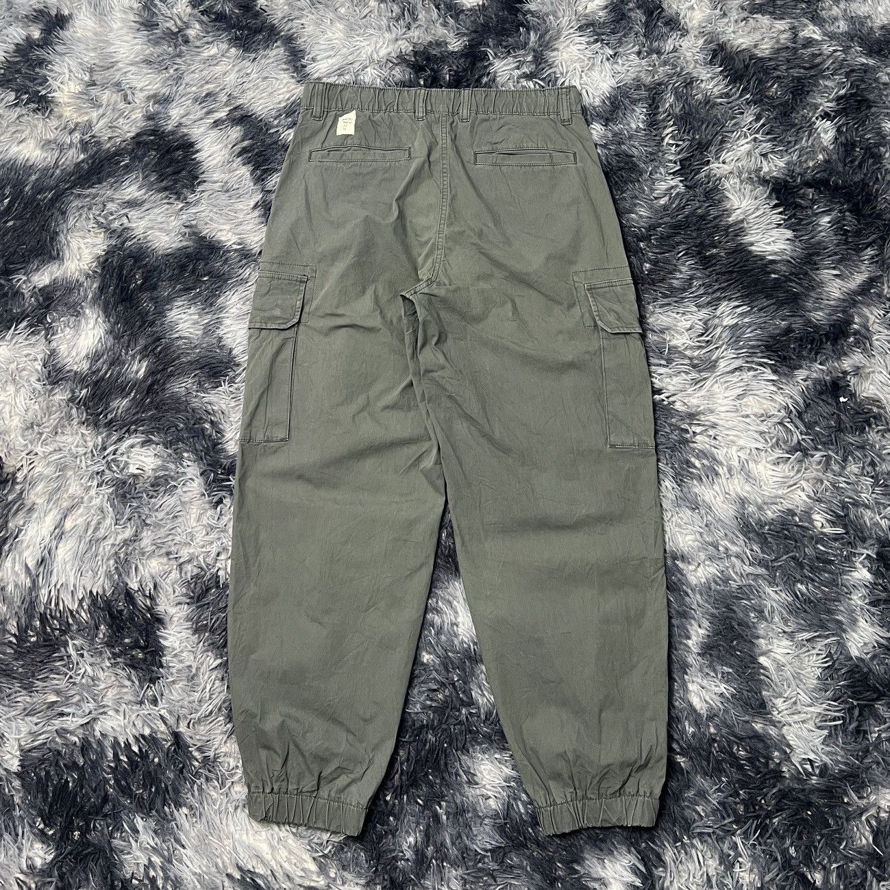 Uniqlo Uniqlo Loose Jogger Cargo Pants Size US 30 / EU 46 - 2 Thumbnail