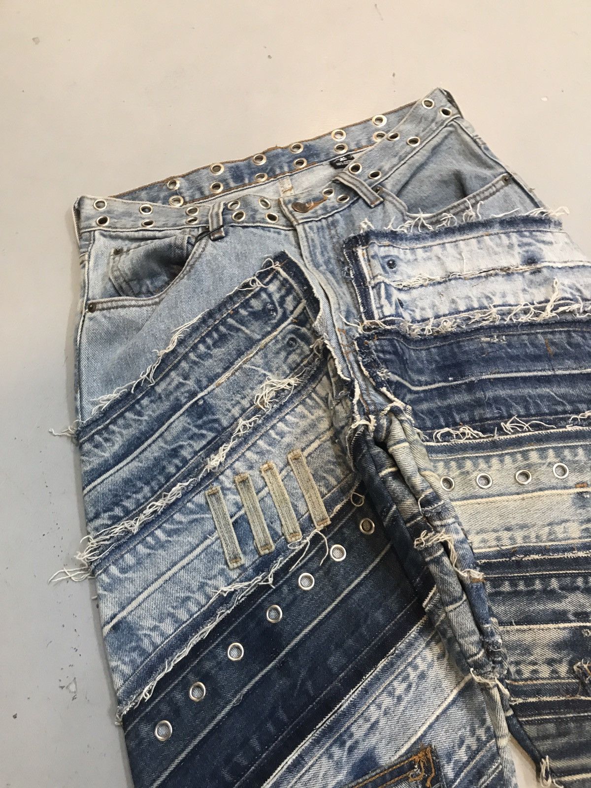 Levi's Vintage upcycled Heavy patch jeans Size US 30 / EU 46 - 6 Thumbnail