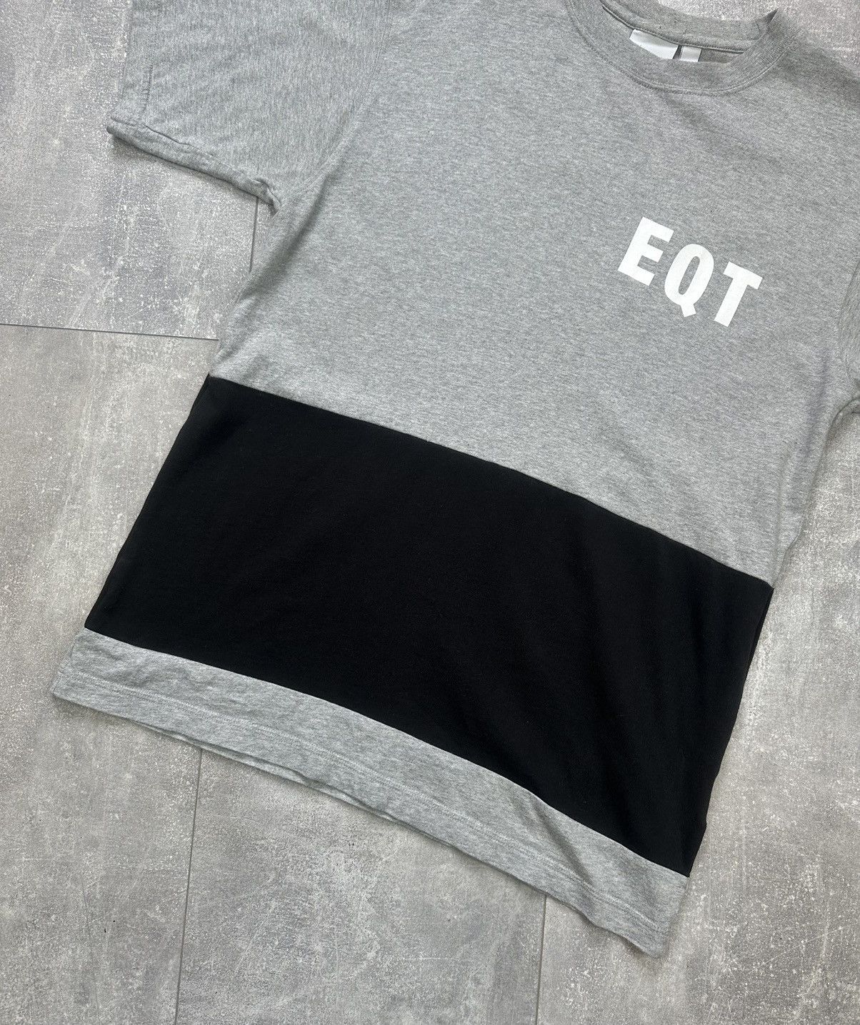 Equipment Adidas Equipment 93 Vintage Grey Tee Size US M / EU 48-50 / 2 - 4 Thumbnail