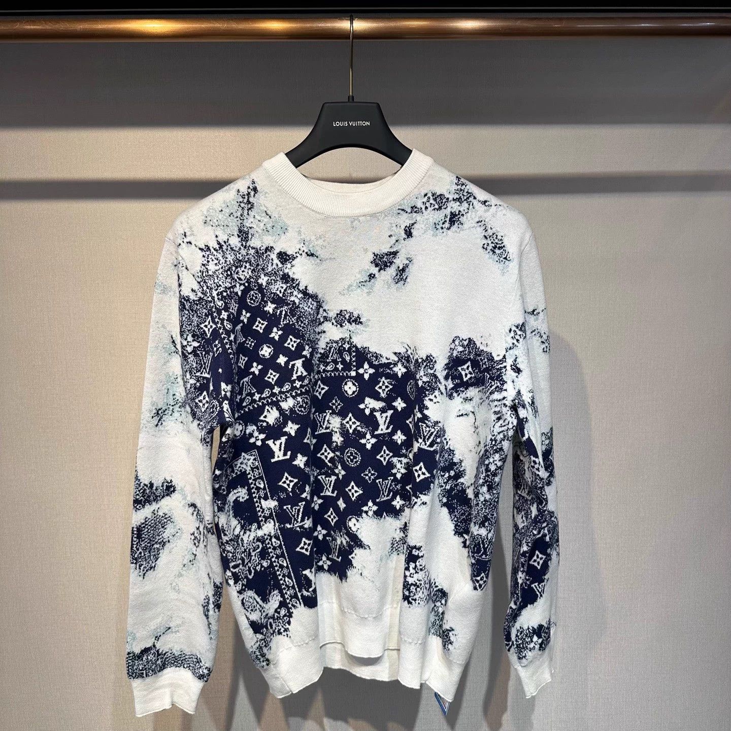 Louis Vuitton Louis Vuitton 99 New L Sweatshirt Size US L / EU 52-54 / 3 - 1 Thumbnail