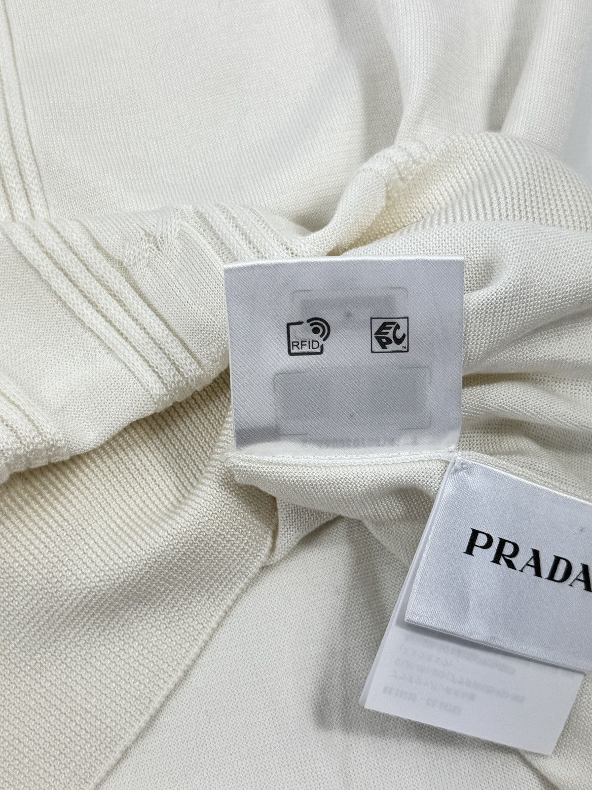 Prada SILK POLO SHIRT Size US XL / EU 56 / 4 - 6 Thumbnail