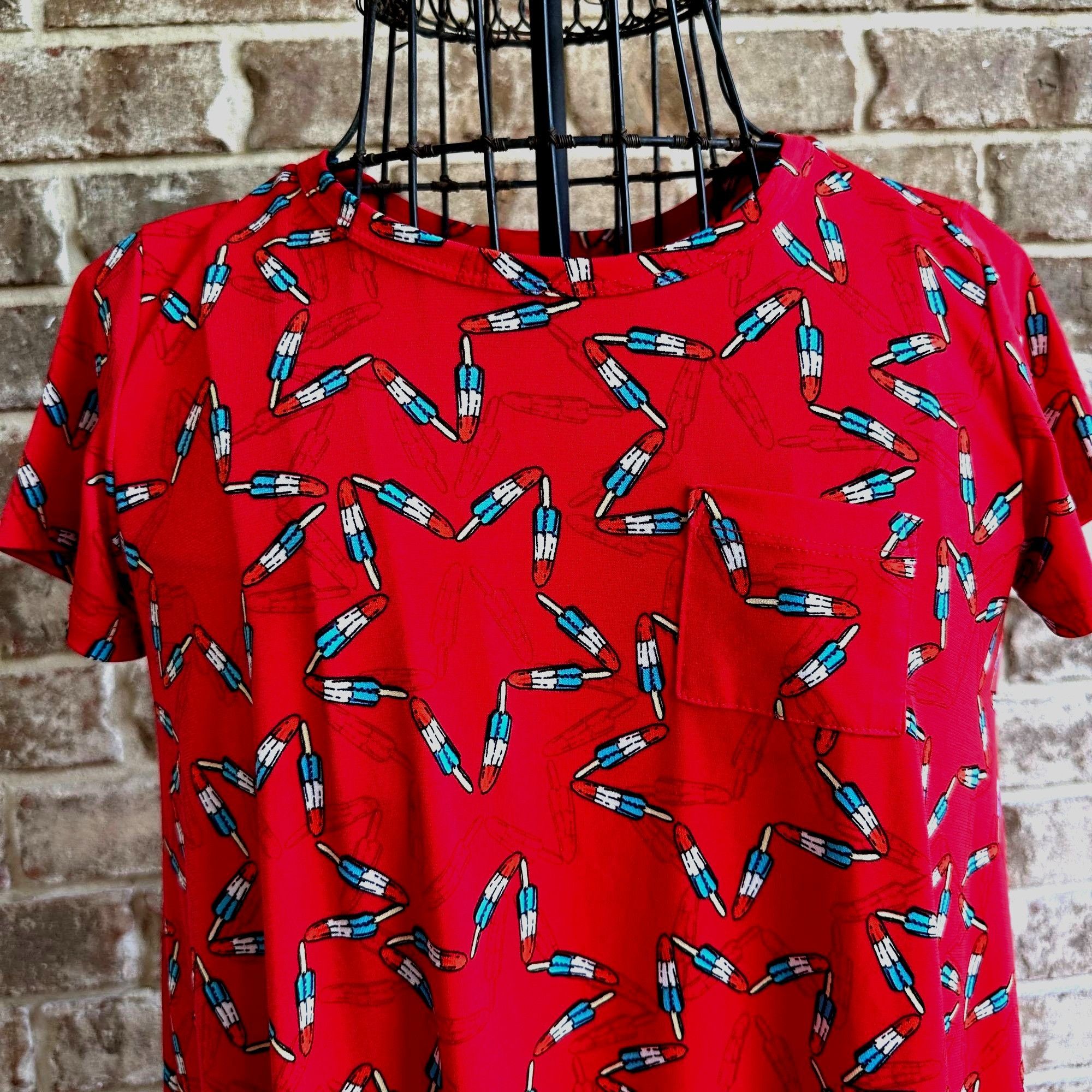 Other NWOT LulaRoe Irma Stars Popsicles Top 10 Red Hi Low Patr Size L / US 10 / IT 46 - 3 Thumbnail