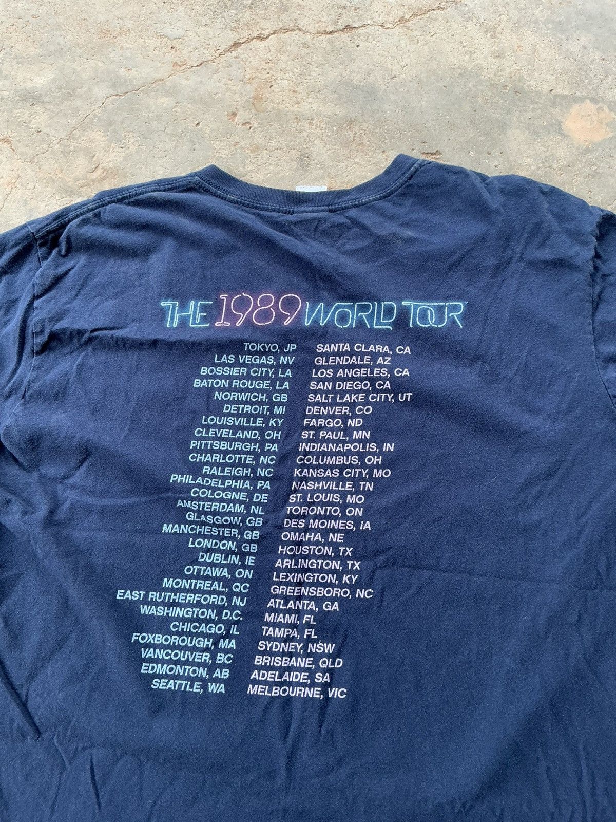 Vintage Vintage Tylor Swift T Shirts Size US XL / EU 56 / 4 - 5 Thumbnail