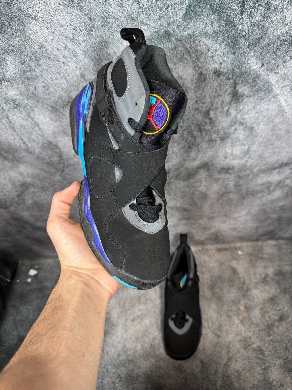 Jordan Brand Size 7Y | Jordan 8 Aqua No Box | Pre-Owned Size US 7 / EU 40 - 1 Thumbnail