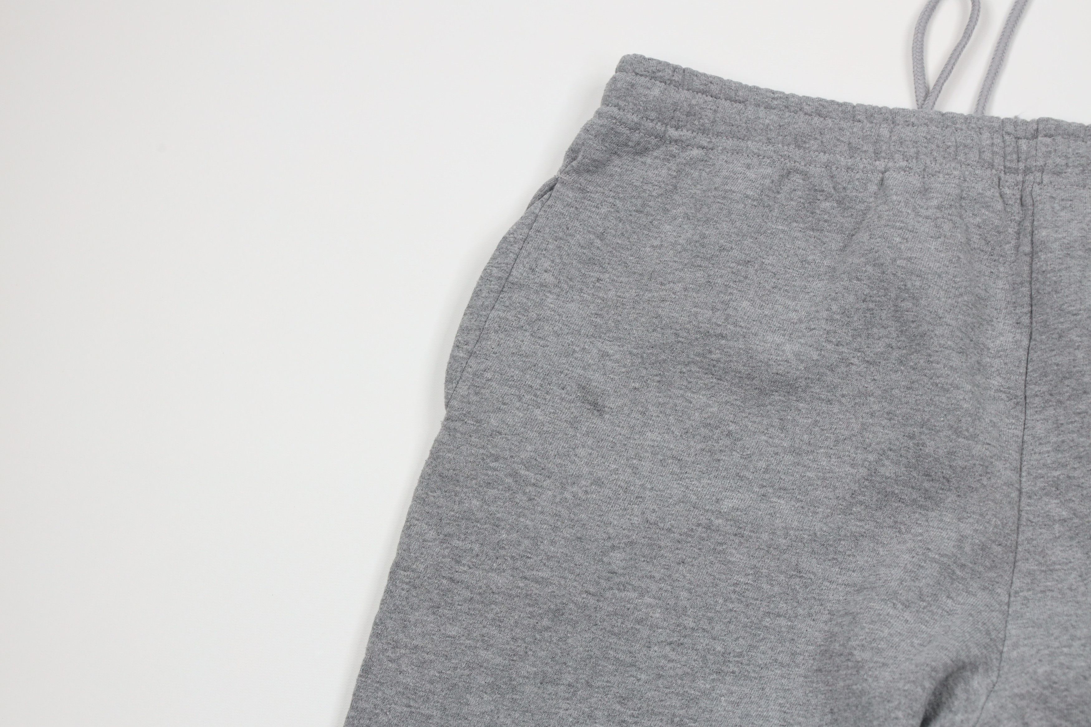 Russell Athletic × Vintage Vintage Russell Athletic Blank Cuffed Sweatpants Joggers Size US 36 / EU 52 - 8 Thumbnail