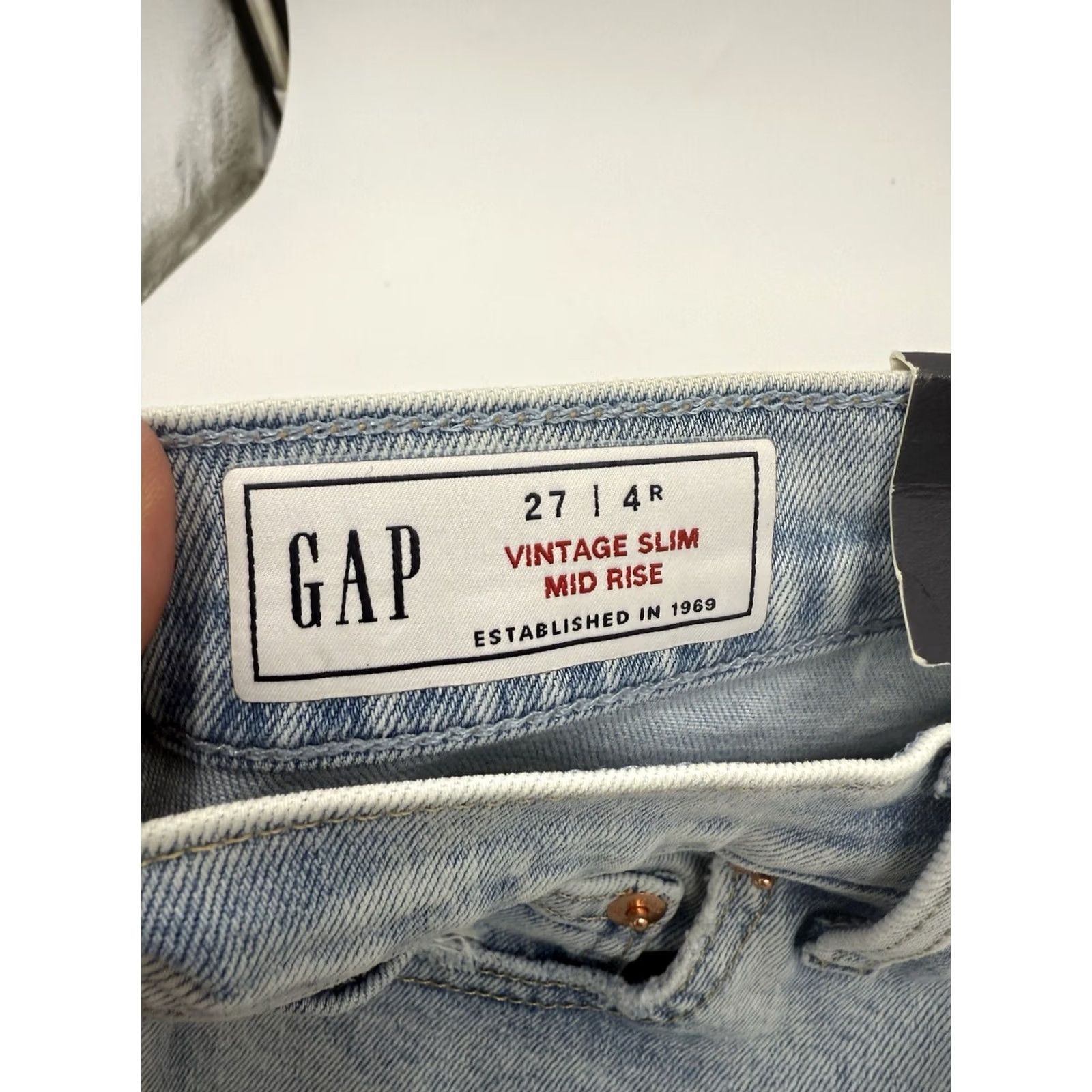 Gap VINTAGE Gap Jeans Slim Light Wash 27 Women Straight Slimming - Regular Blue Size 27" / US 4 / IT 40 - 3 Thumbnail