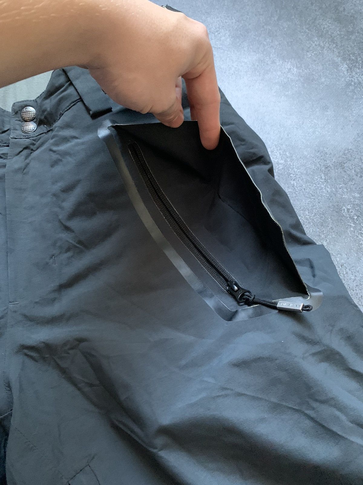 Goretex × Quiksilver Quiksilver GoreTex Cargo Snow Pants Skiwear Gorpcore Size US 33 - 8 Thumbnail