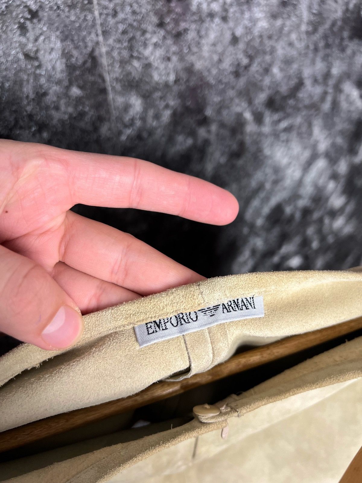 Armani × Emporio Armani × Vintage Vintage Emporio Armani Leather Suede Mini Skirt 90’s Size 42 Size 28" / US 6 / IT 42 - 5 Thumbnail