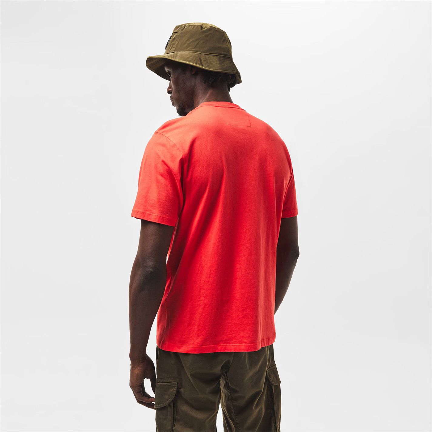 C.P. Company o1g2r1mq0426 Block Logo Regular Fit T-Shirt in Red Size US XS / EU 42 / 0 - 3 Thumbnail