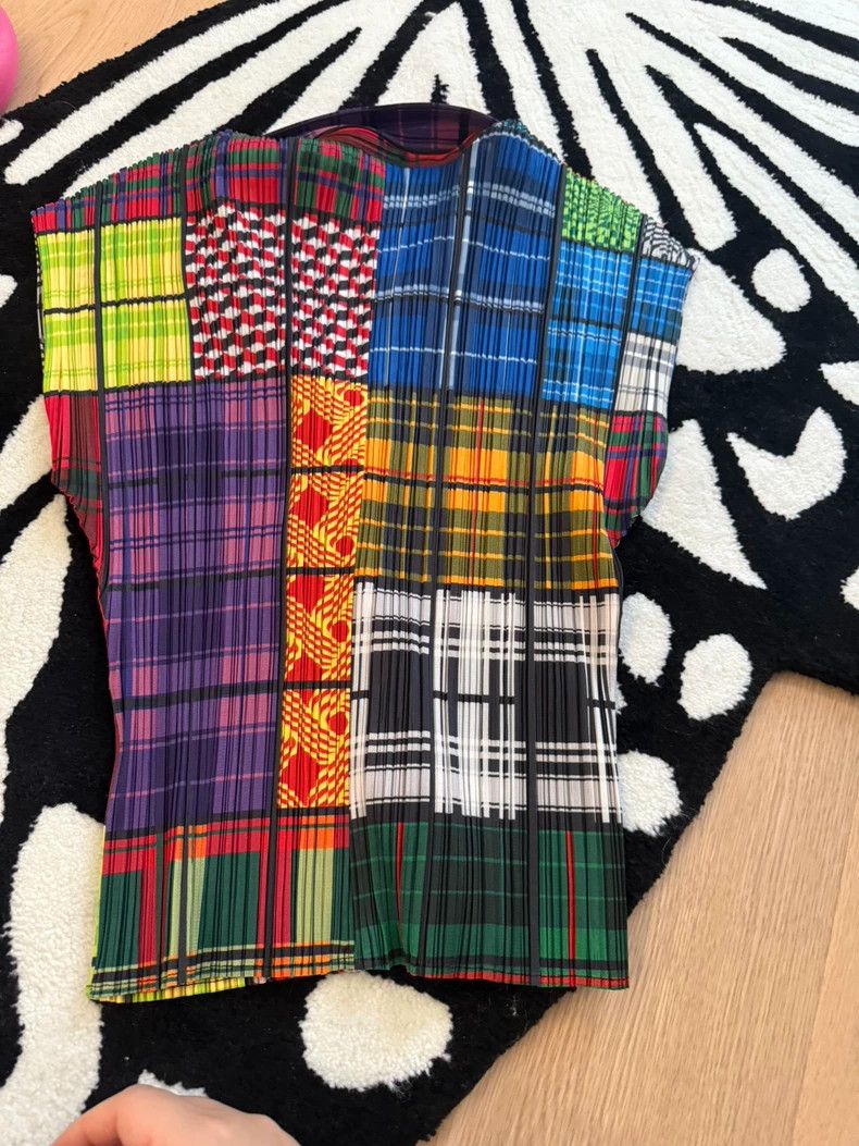 Issey Miyake Issey Miyake Color block pleated vest Size L / US 10 / IT 46 - 2 Thumbnail
