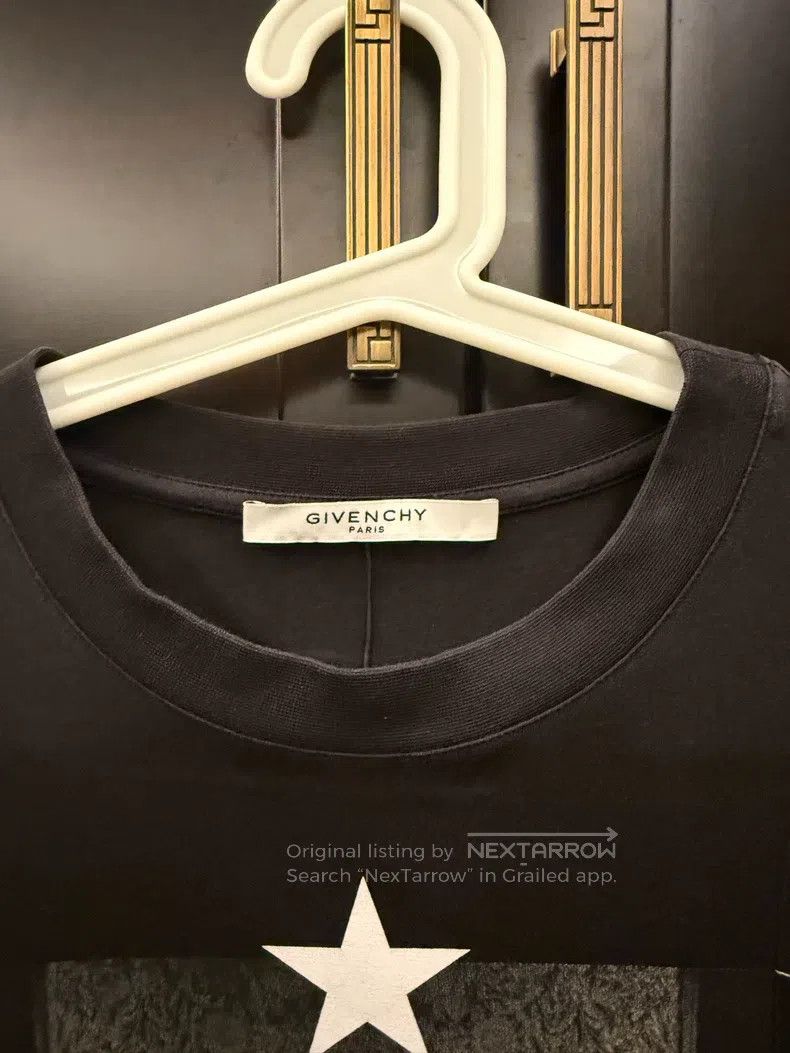 Givenchy Givenchy Men's Short Sleeve Size US L / EU 52-54 / 3 - 3 Thumbnail