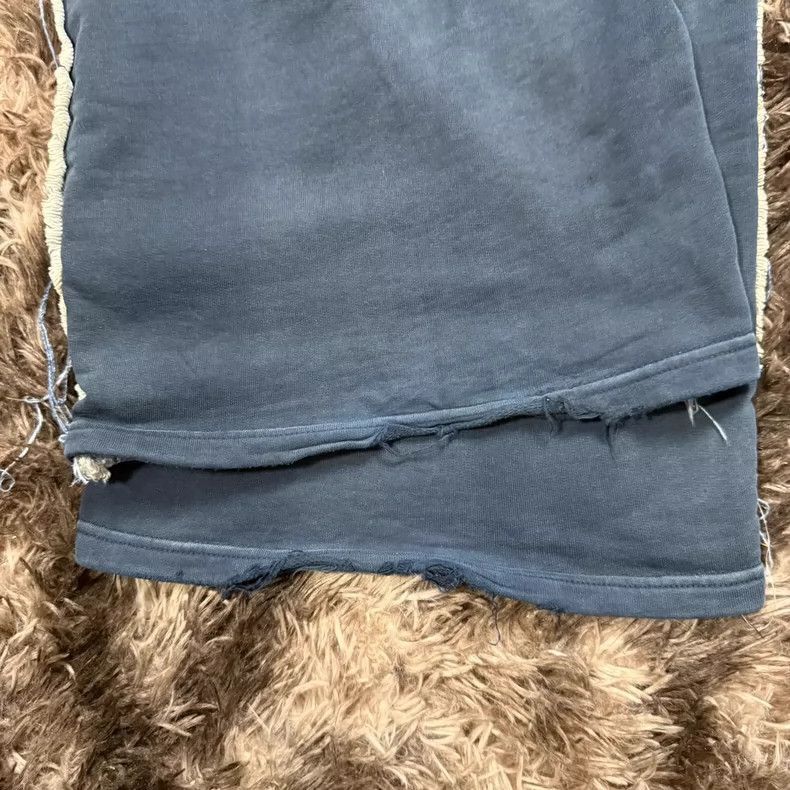 Balenciaga Balenciaga FW22 Washed Baggy Jeans Size US 26 / EU 42 - 6 Thumbnail