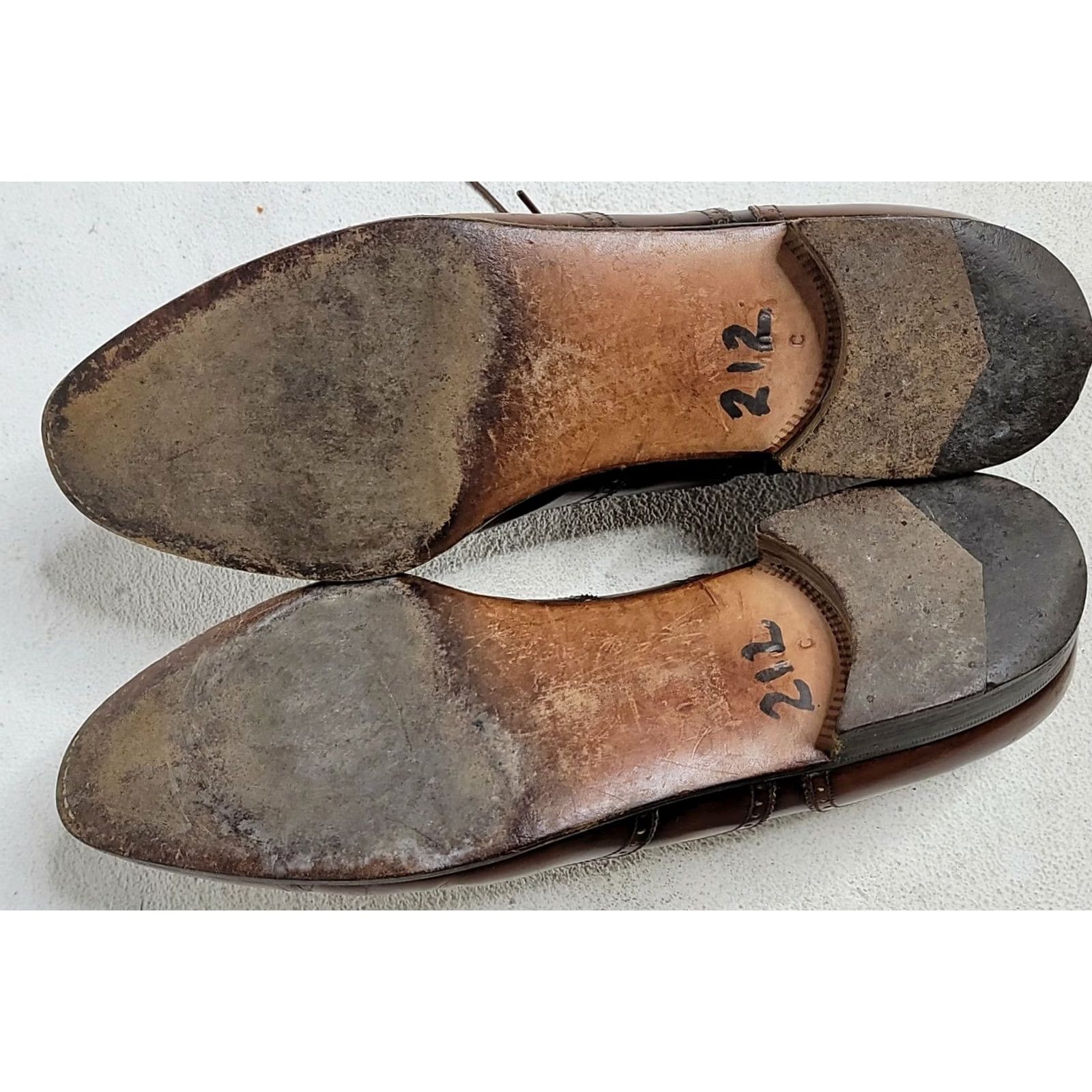 Salvatore Ferragamo Salvatore Ferragamo Tramezza Brown Leather Wingtip Oxford Men's 10.5 D Italy Size US 11 / EU 44 - 4 Thumbnail