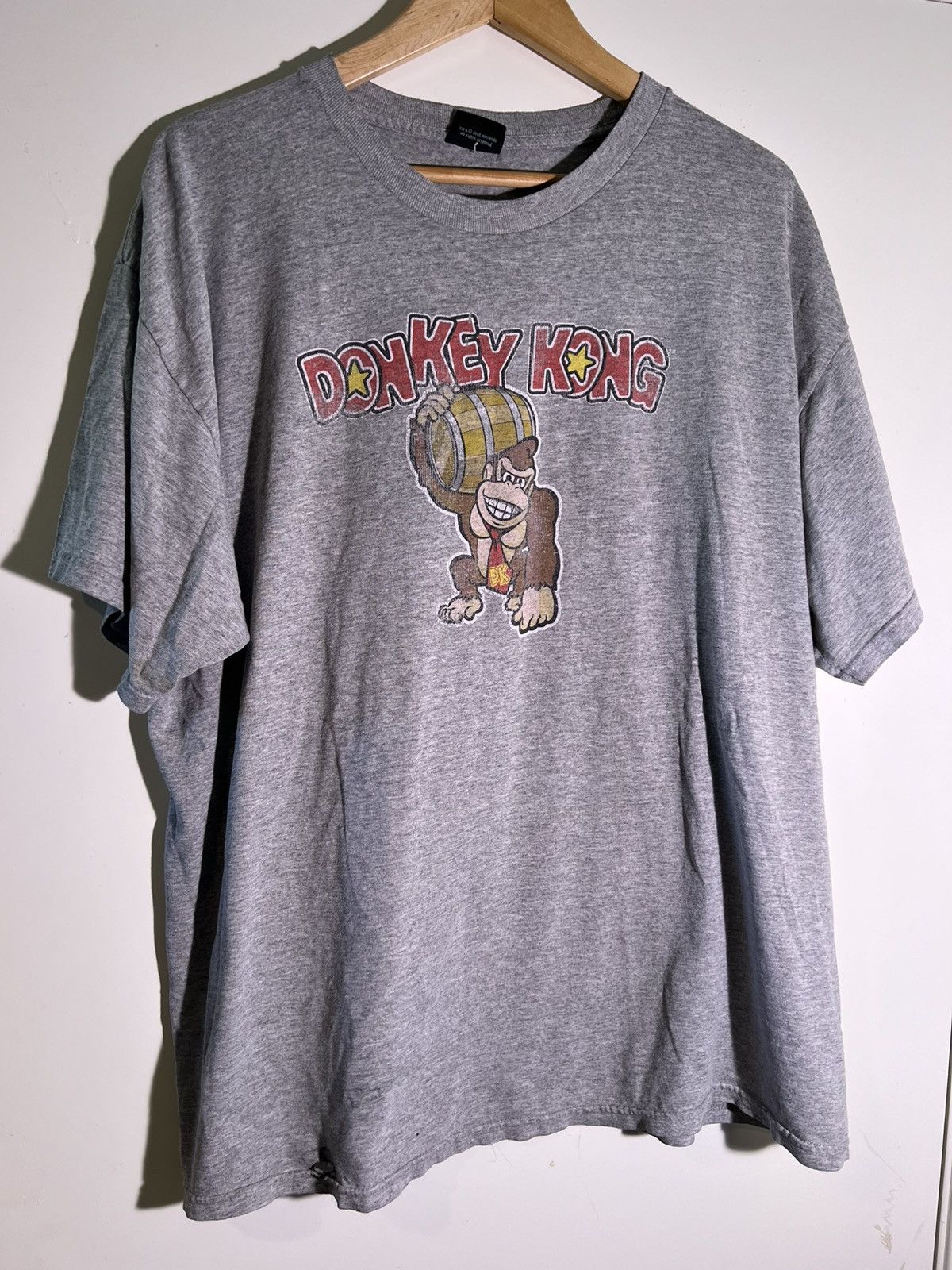Vintage Y2K 2000’s VTG Vintage Donkey Kong Nintendo Retro Tee Shirt Size US XL / EU 56 / 4 - 1 Thumbnail