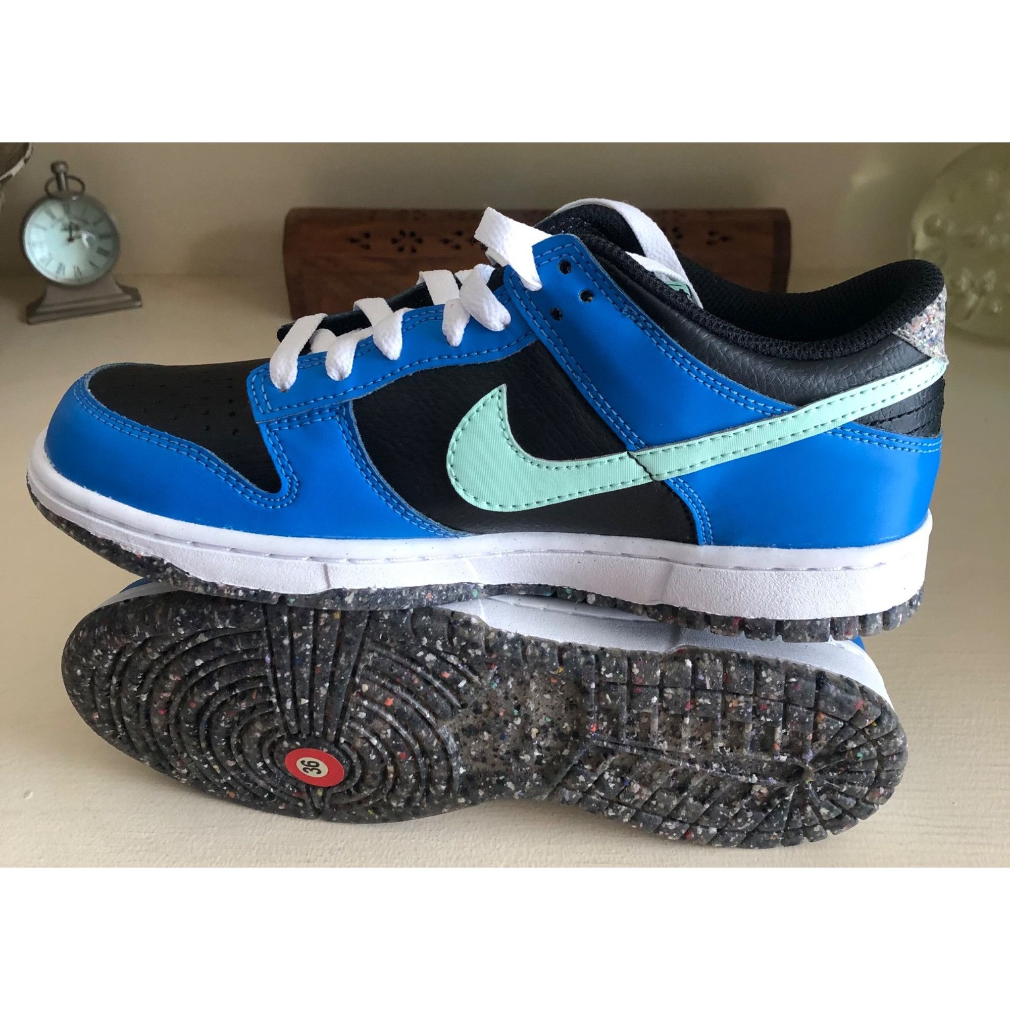 Nike NIB NIKE Dunk Low SE GS E Black Mint Foam Blue Size 6Y (7.5/ Size US 6 / EU 39 - 8 Thumbnail
