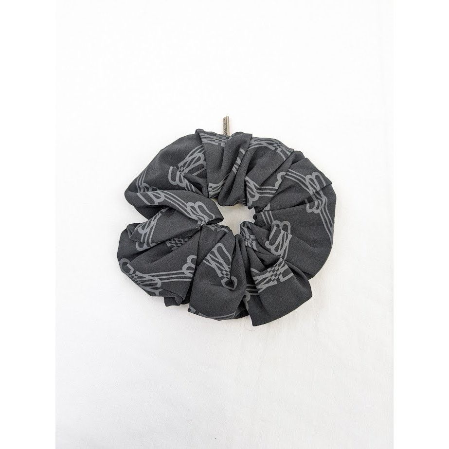 Balenciaga o1rshd1 Size: OS / Holli Zip Scrunchie Silk & Brass in Black Size ONE SIZE - 1 Thumbnail
