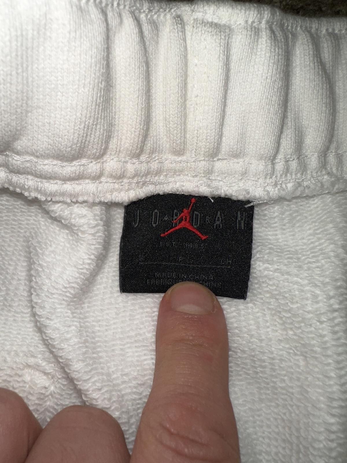 Designer Air Jordan Fragment Travis Scott Fleece White Shorts Sample Size US 30 / EU 46 - 5 Thumbnail