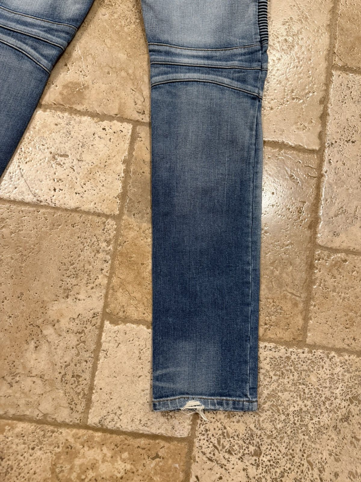 Balmain Balmain OG Biker Distressed Stone Wash Blue Denim Jeans Size US 31 - 7 Thumbnail