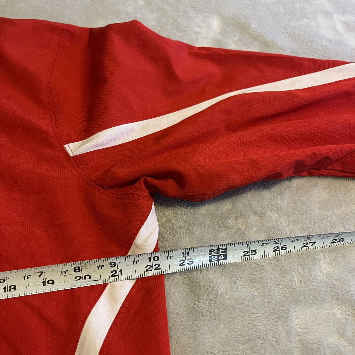 Under Armour Cincinnati Reds Jacket Men Medium Red Under Armour Loose MLB Size US M / EU 48-50 / 2 - 5 Thumbnail