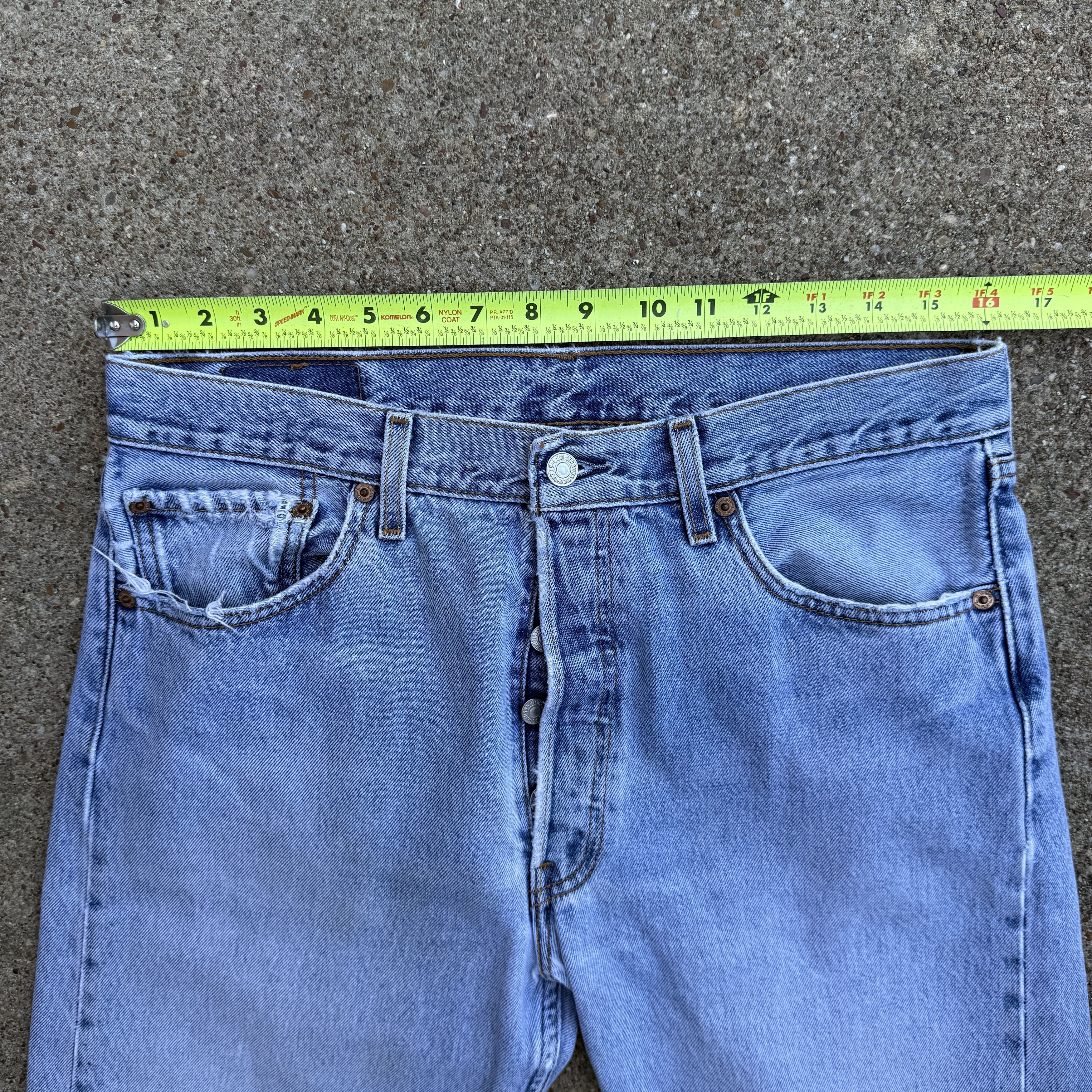 Levi's Vintage 90s Levis 501 Blue Button fly Denim Jeans Size US 32 / EU 48 - 6 Thumbnail