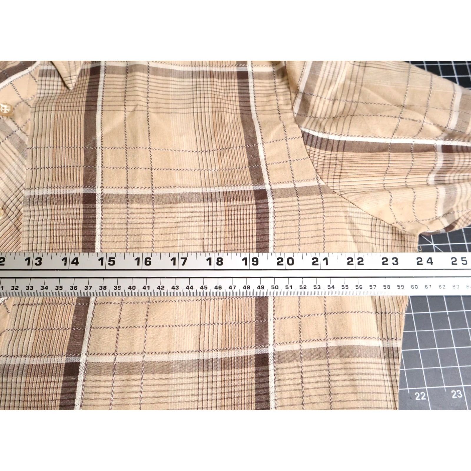 Sears VINTAGE Sears Kings Road Shirt Mens XL Beige Check Long Sleeve Button-Up 80s Retro Modern Casual Workwear Cotton Blend Polyester Blend Size US XL / EU 56 / 4 - 7 Thumbnail