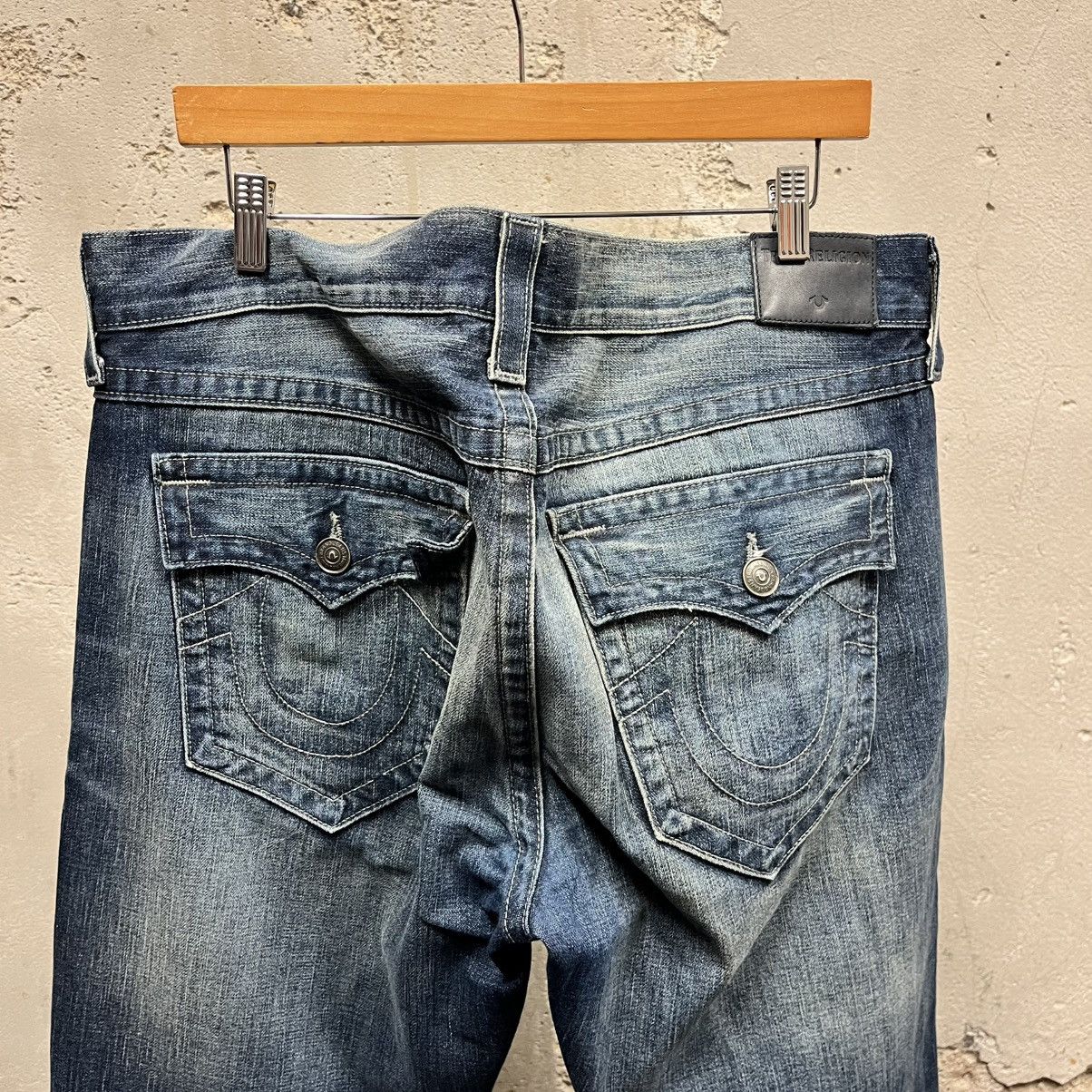 True Religion True Religion Ricky Dark Wash Relaxed Straight Logo Jeans 38 Size US 38 / EU 54 - 6 Thumbnail