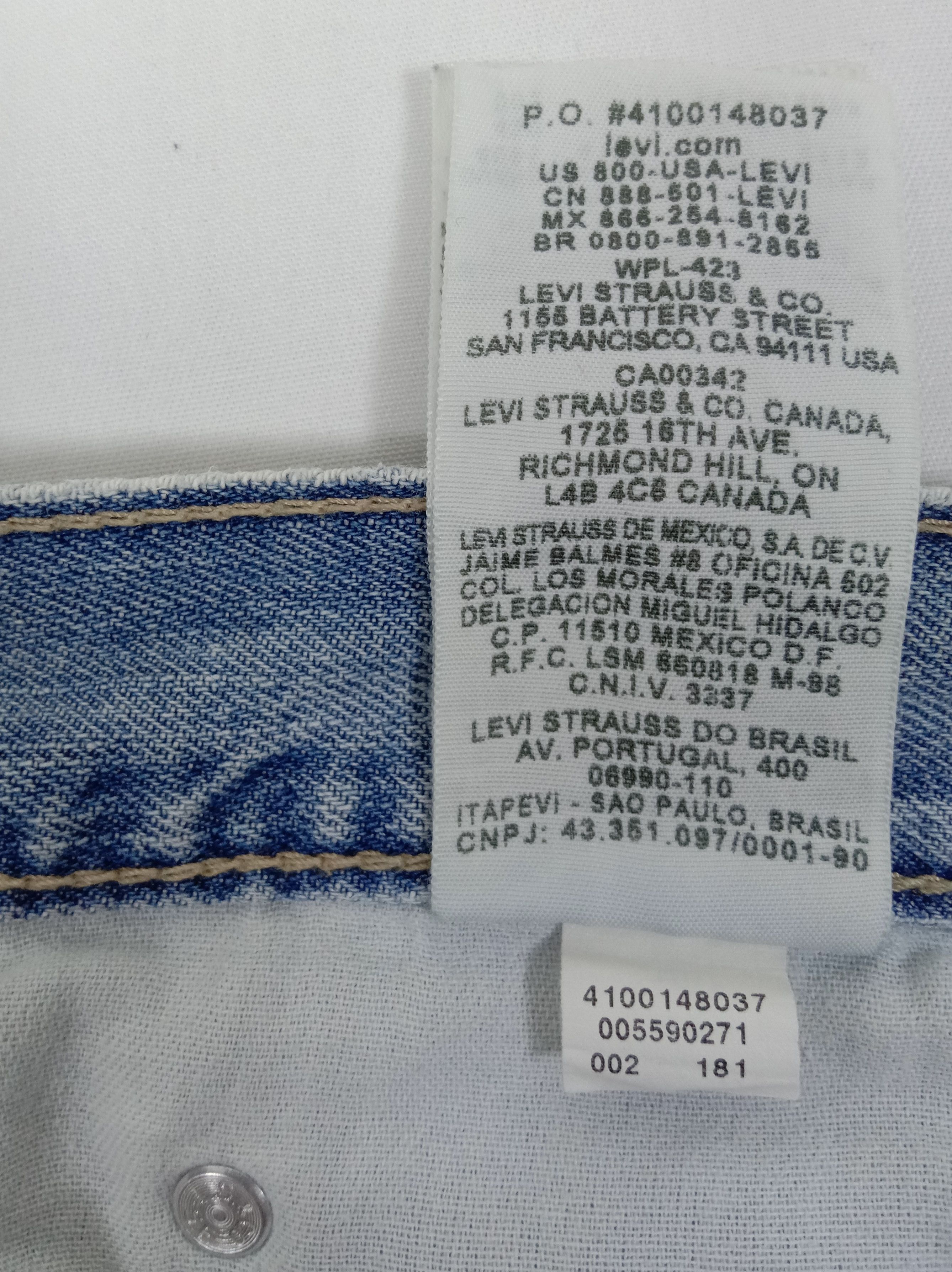 Levi's Vintage Levi’s 559 Jeans Light Wash Relaxed Straight Denim Size US 36 / EU 52 - 12 Thumbnail