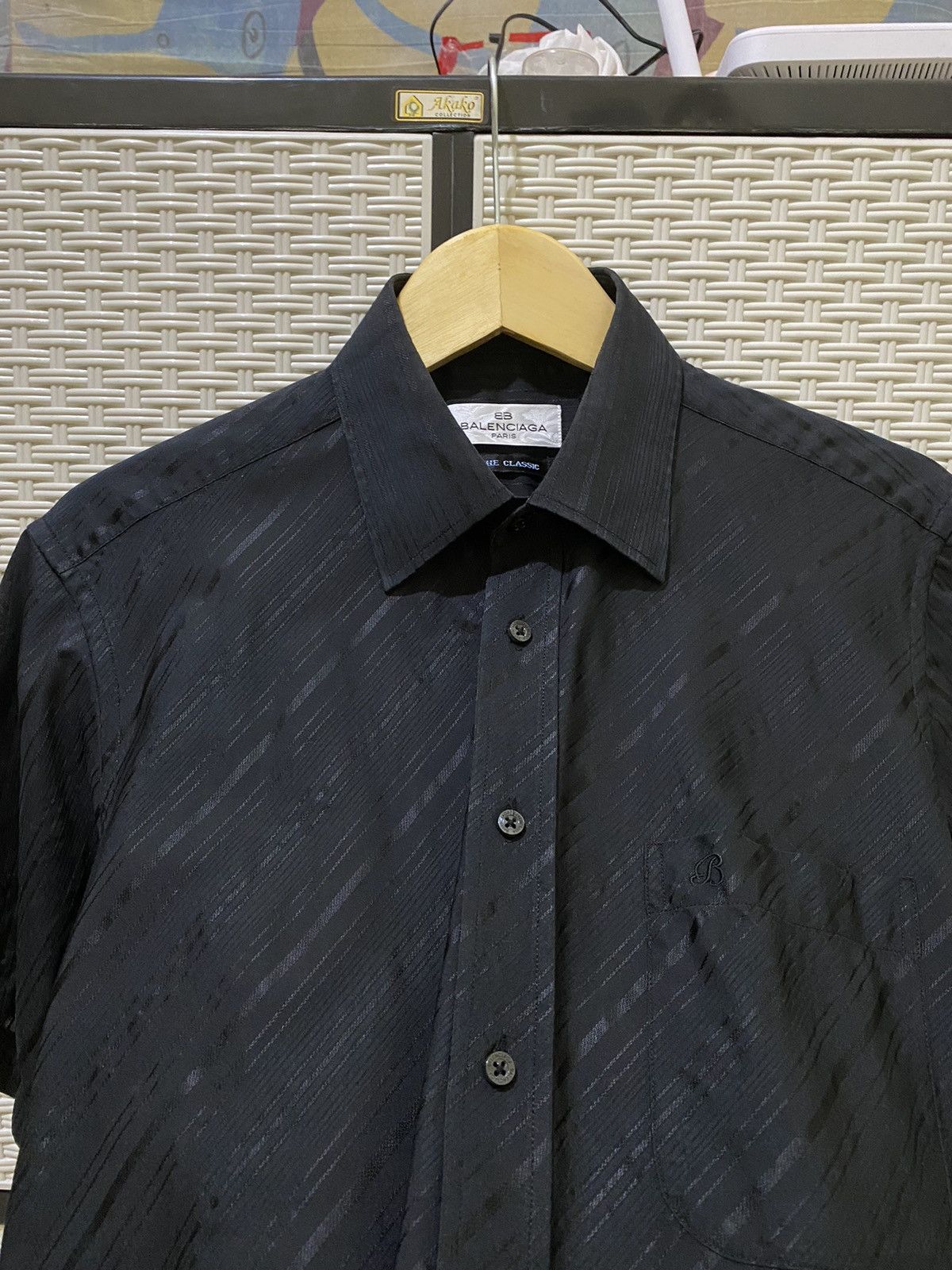 Balenciaga Vintage balenciaga slash stripes black light button up shirt Size US M / EU 48-50 / 2 - 3 Thumbnail