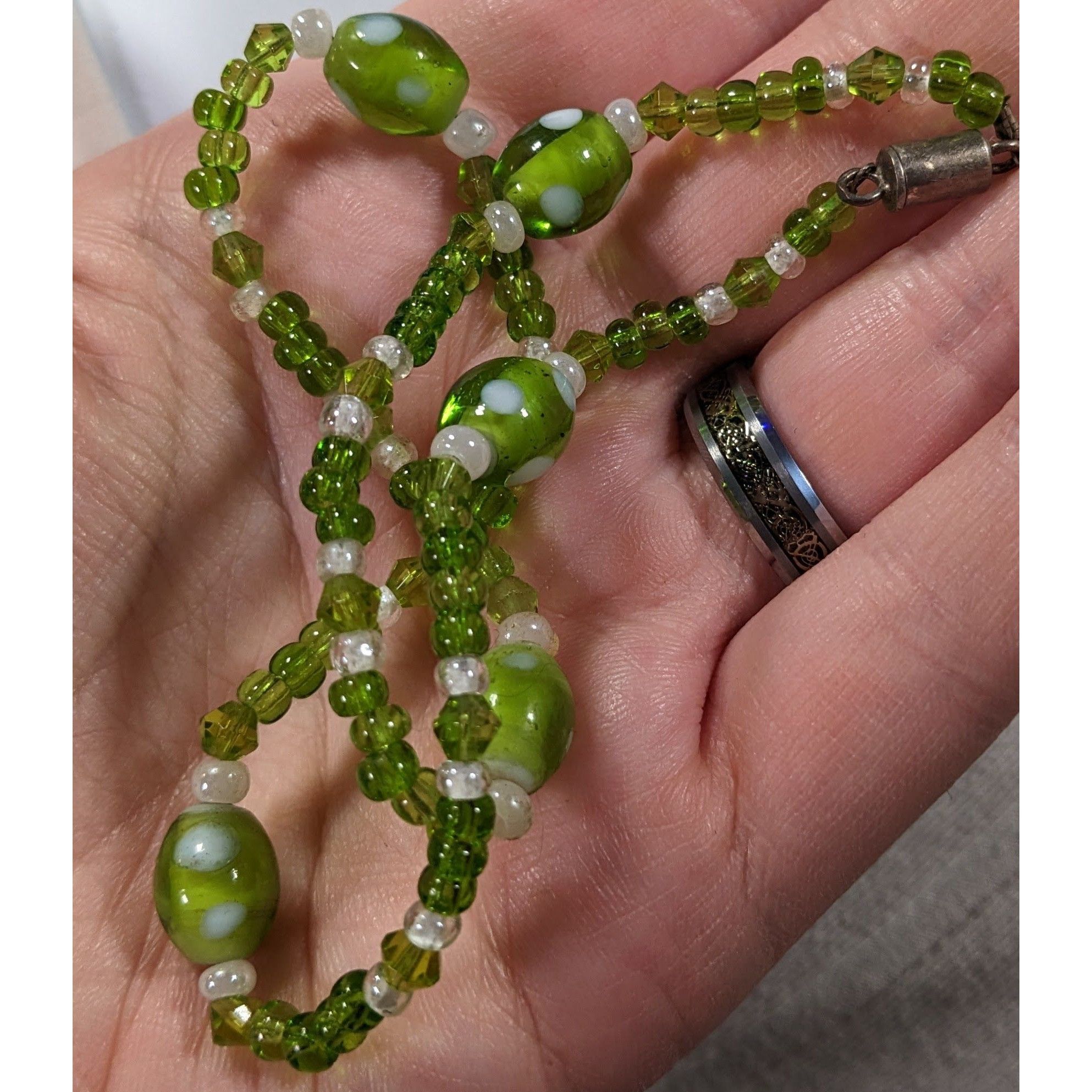 Other Handmade Cottagecore Green Glass Beaded Necklace Size ONE SIZE - 5 Thumbnail