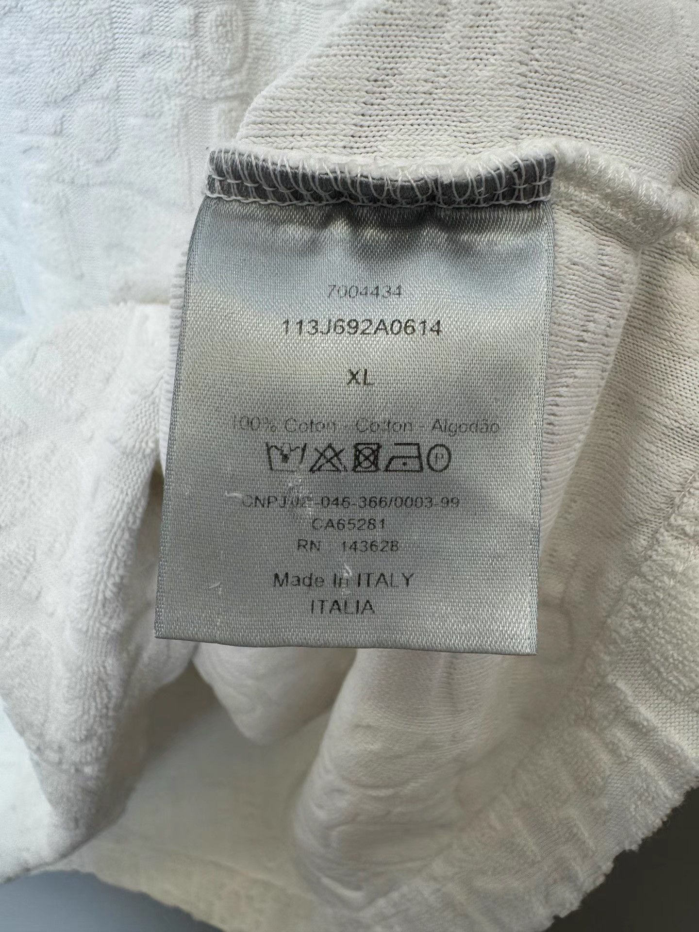 Dior Dior White Subtle All-Over Towel Tee K36 Size US XL / EU 56 / 4 - 4 Thumbnail