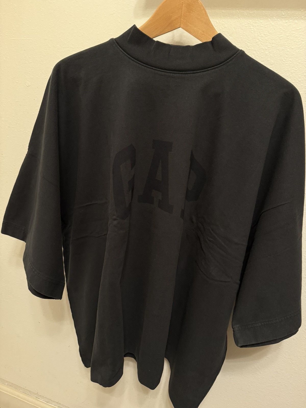 Balenciaga × Gap × Yeezy YZY Gap Crop Dove T-shirt Engineered by Balenciaga Size US M / EU 48-50 / 2 - 2 Thumbnail