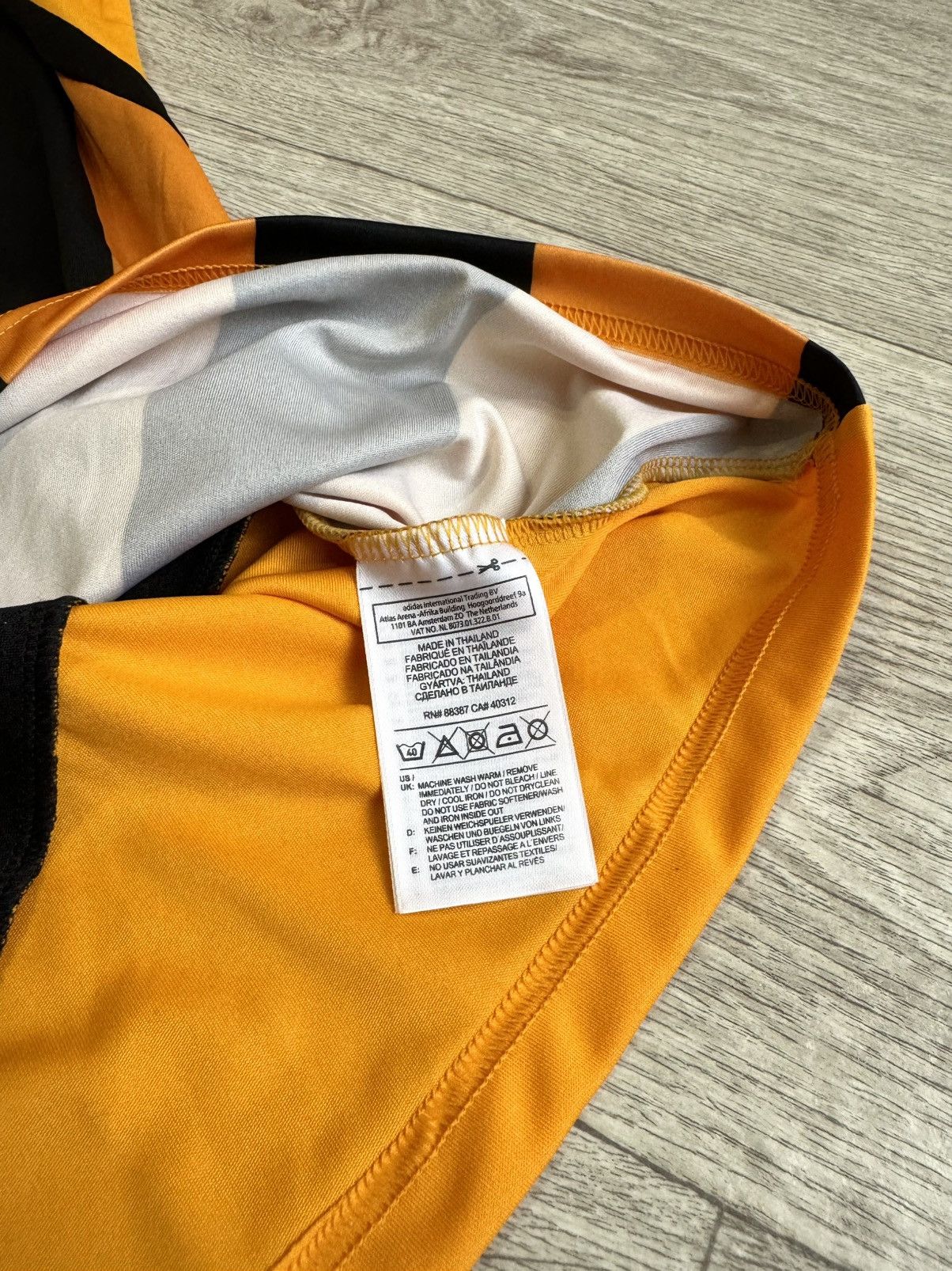 Adidas 🔷Vintage Adidas Hull City 2011/12 Soccer jersey🔷 Size US XL / EU 56 / 4 - 6 Thumbnail