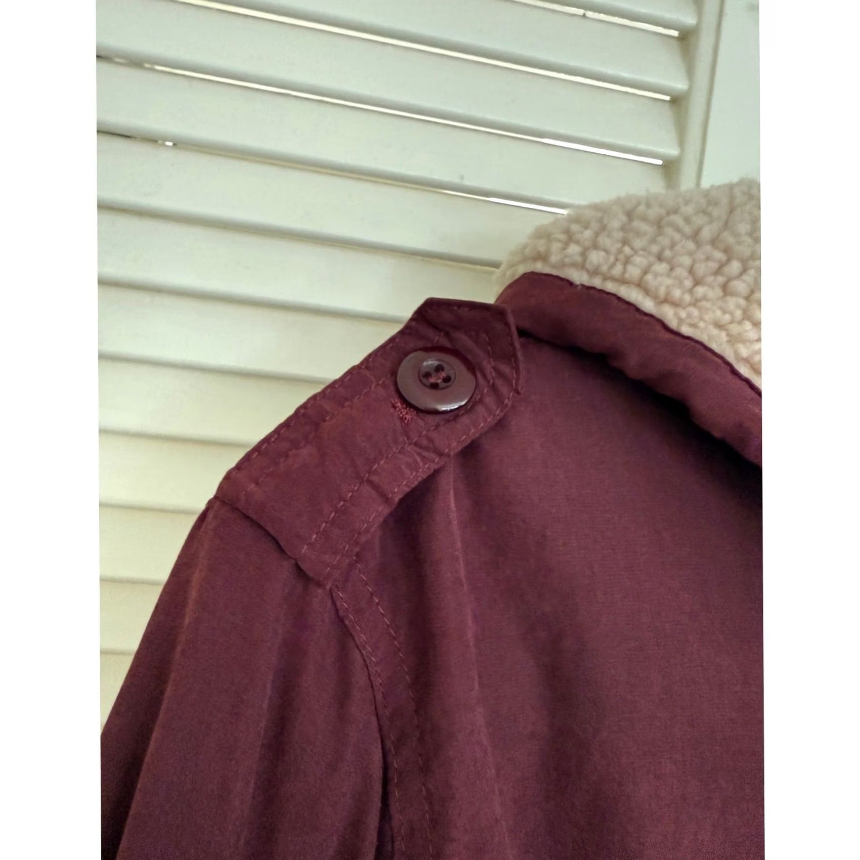 Brandy Melville Brandy Melville Jacket Shirt Hoodie? Size M / US 6-8 / IT 42-44 - 7 Thumbnail