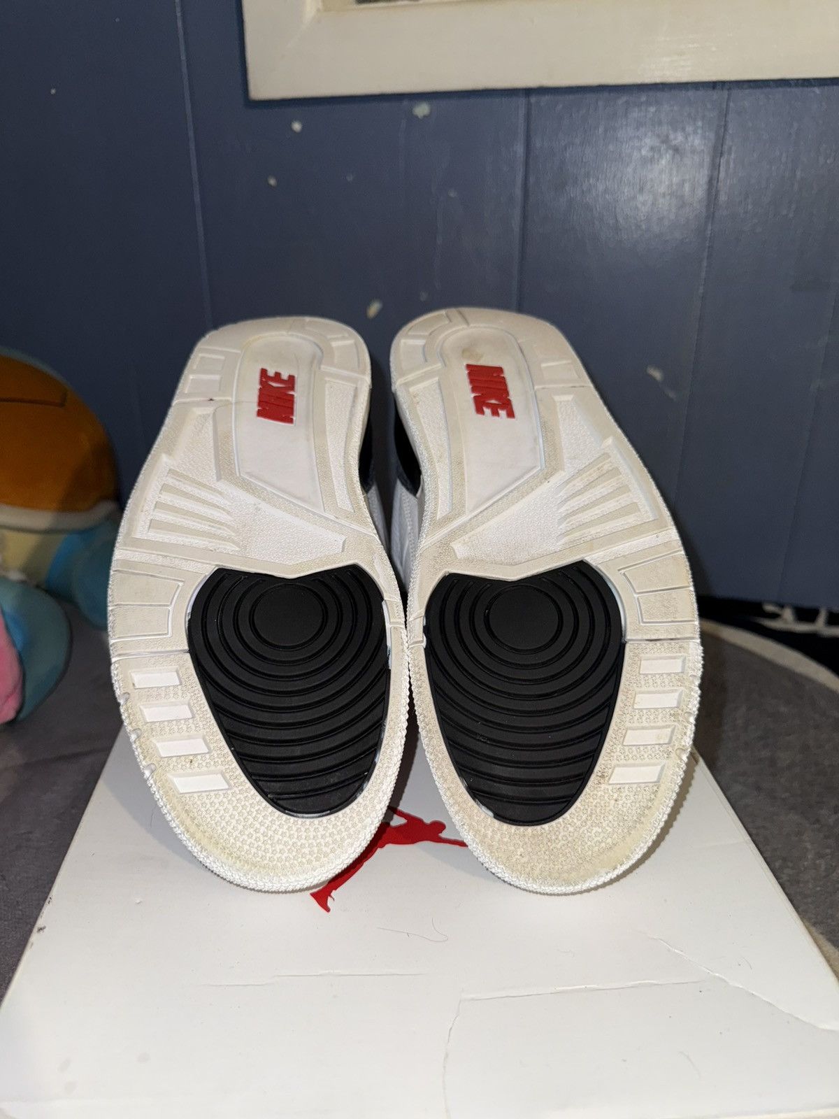 Jordan Brand Jordan Fire Red 3s Size US 8.5 / EU 41-42 - 5 Thumbnail