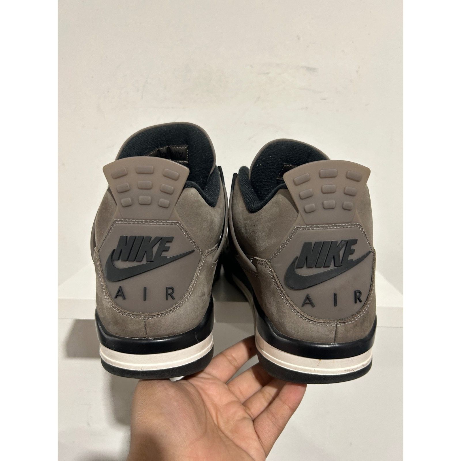 Nike NIKE JORDAN 4 CAVE STONE SIZE 13 PREOWNED Size US 13 / EU 46 - 4 Thumbnail