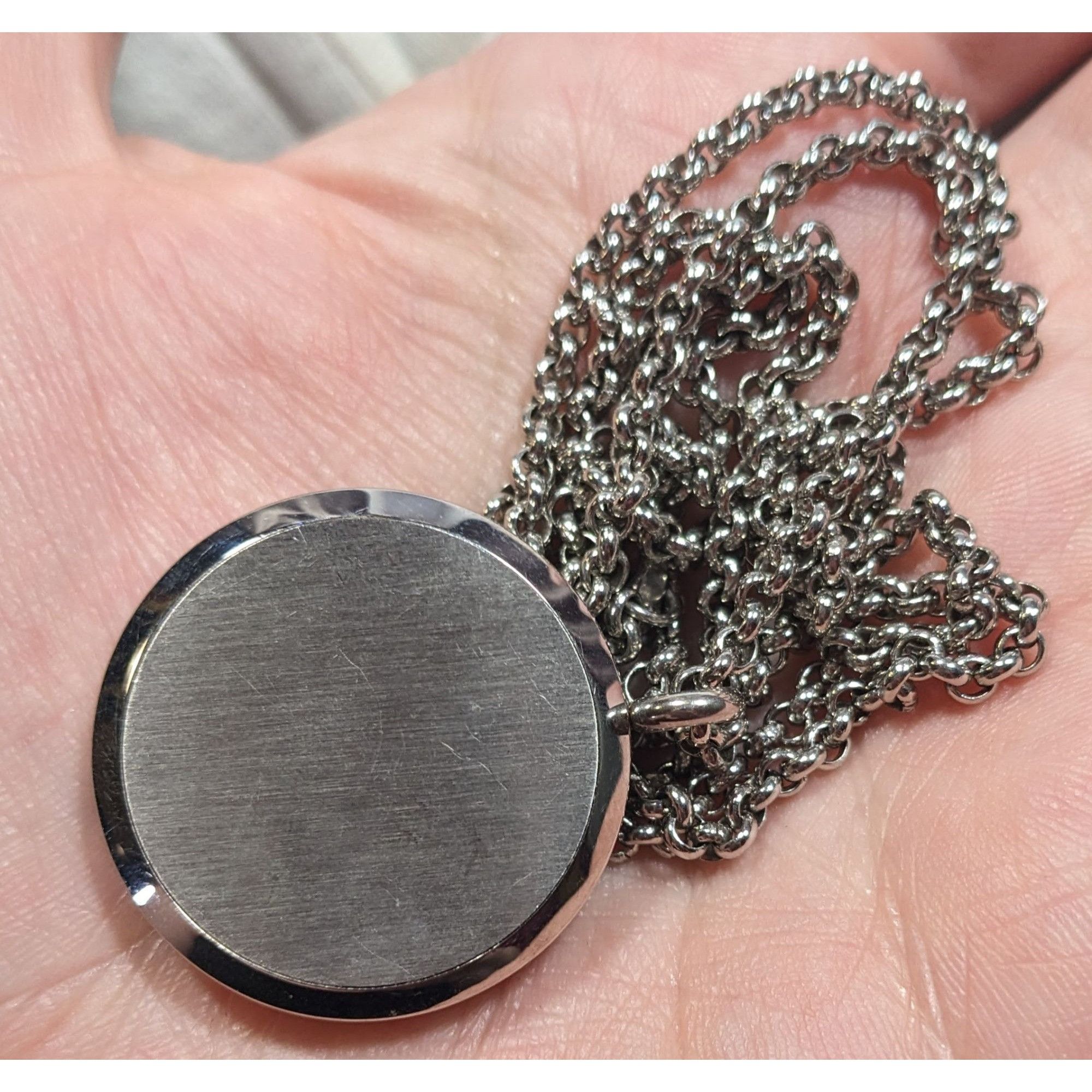 Other Nature Inspired Aromatherapy Pendant Necklace With Tree Deta Size ONE SIZE - 5 Thumbnail